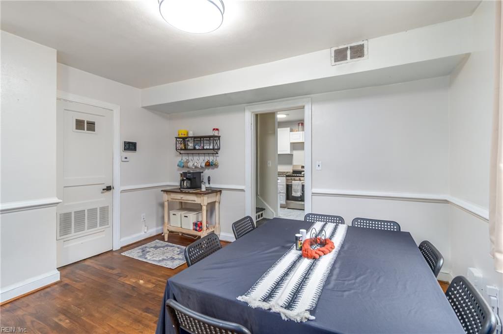 937 Dogwood Terrace