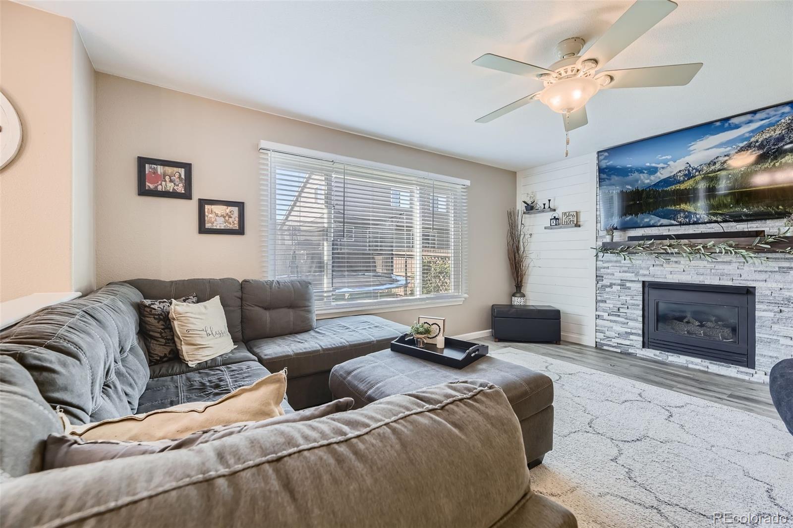 4892 Collinsville Place