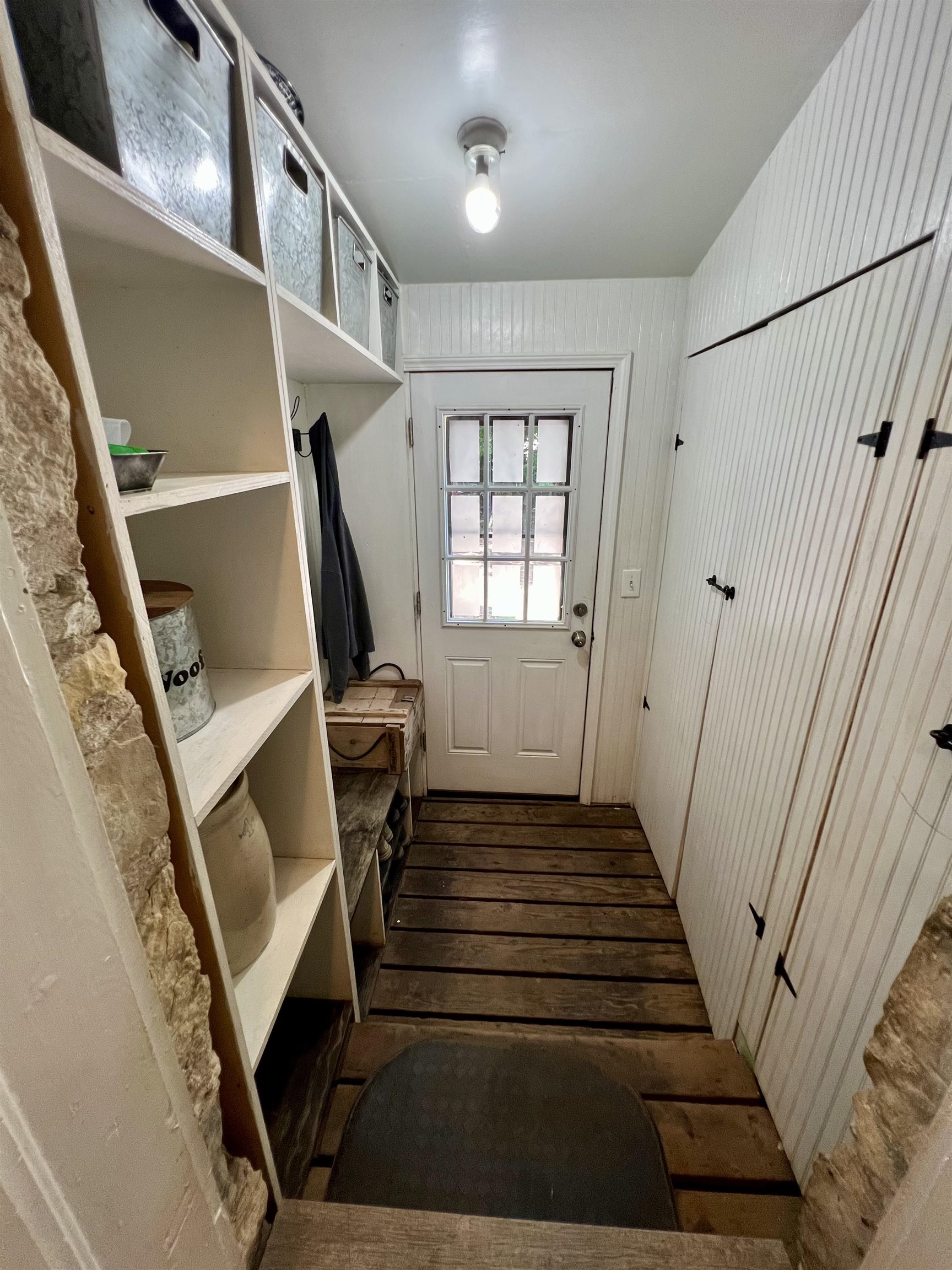 1825 N 9th