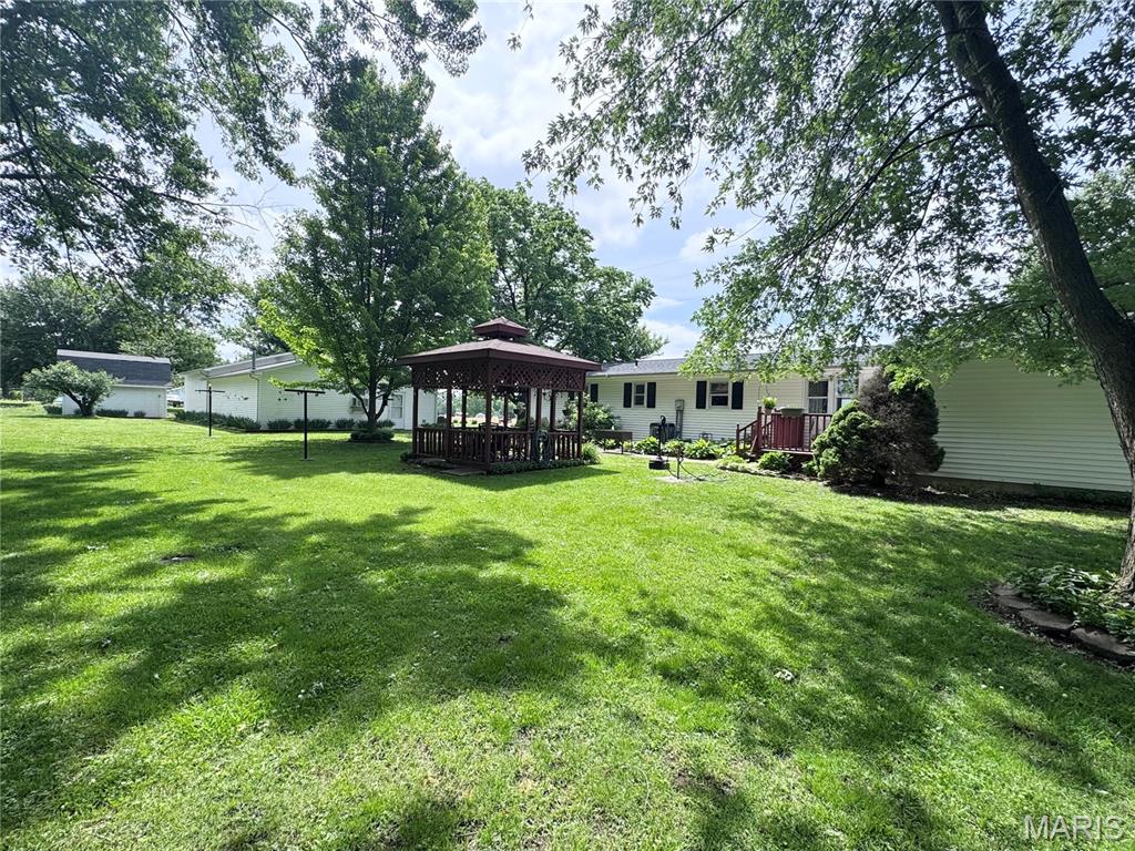311 W Osterhout