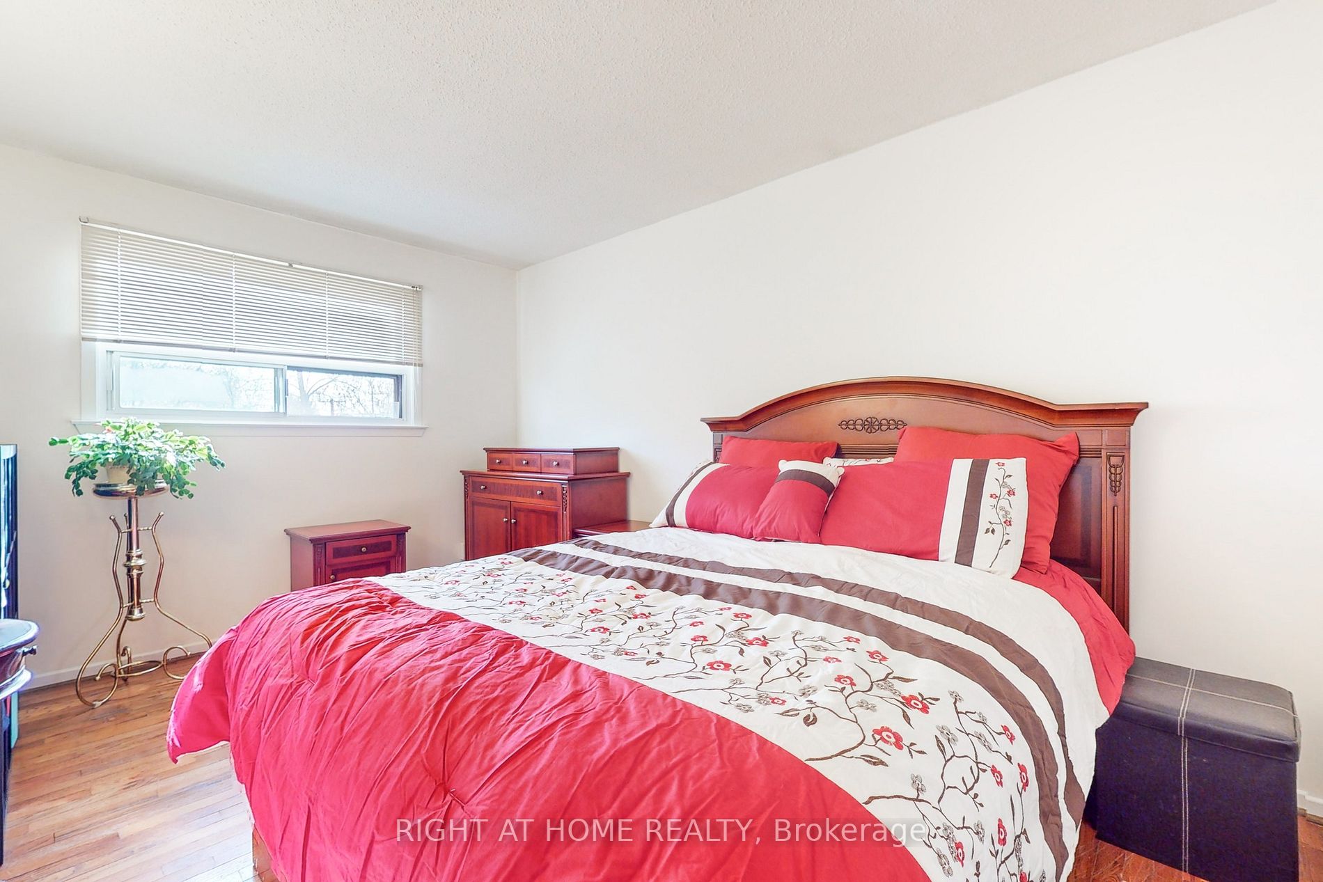 57 Lillooet Cres