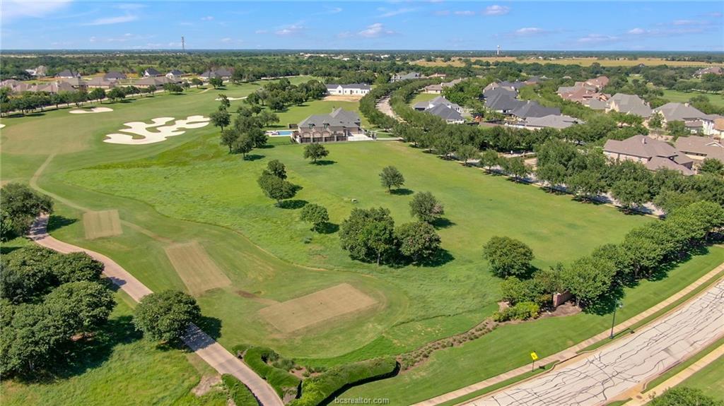 5005 Miramont Circle