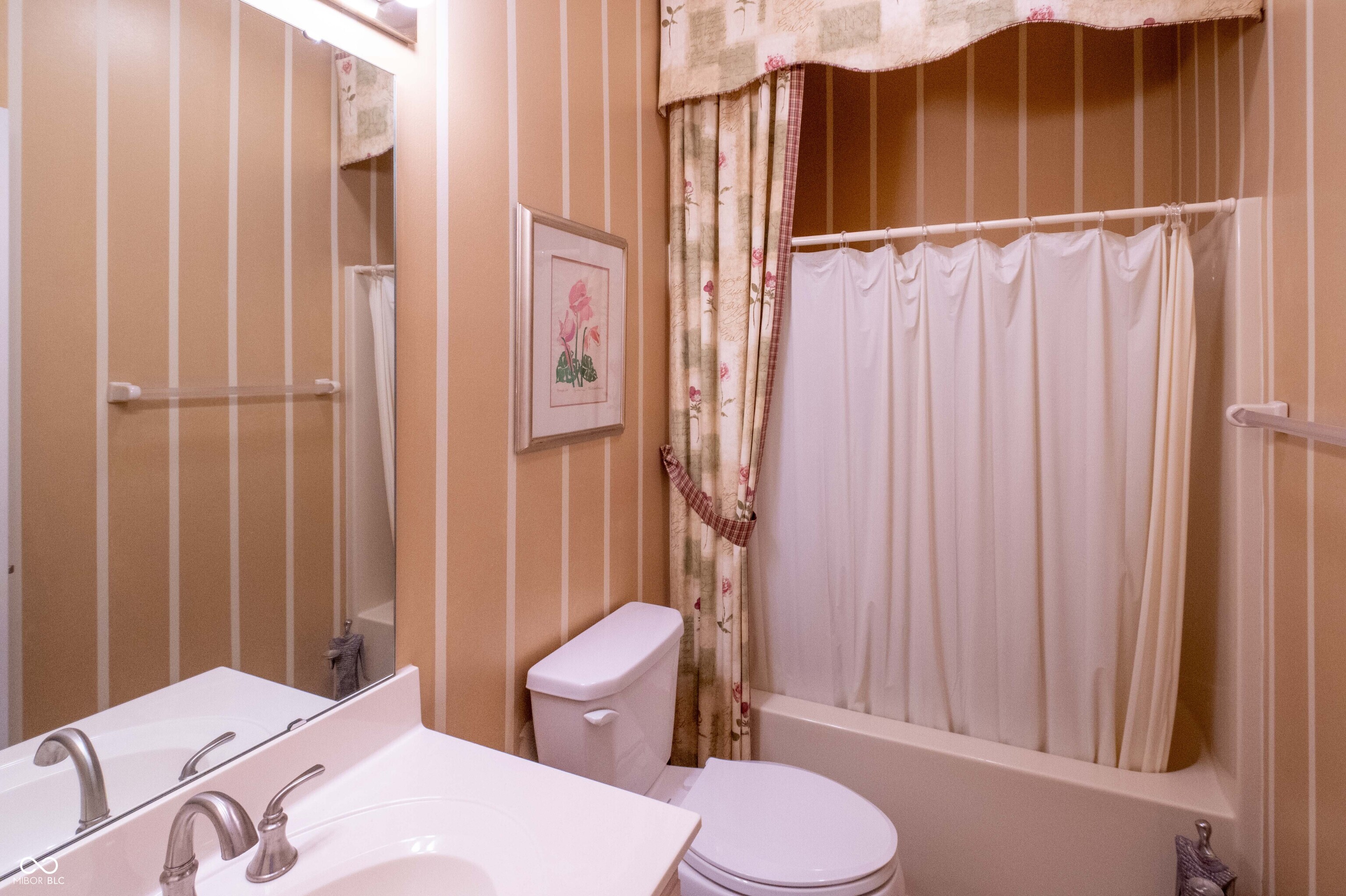 1701 Pathway Drive N