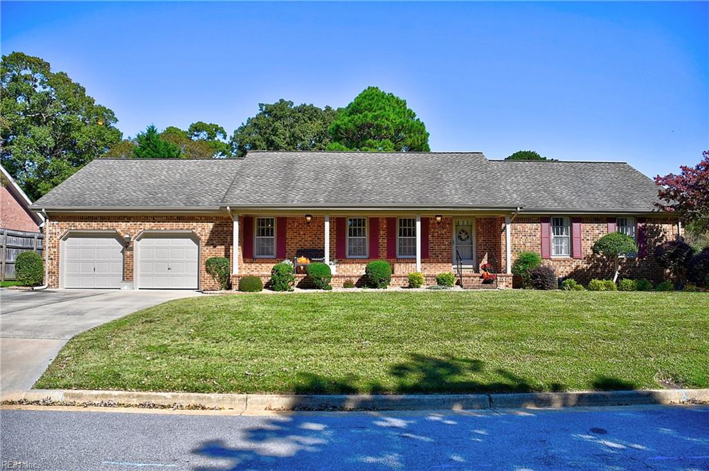 4504 Old English Circle, Virginia Beach, VA 23455