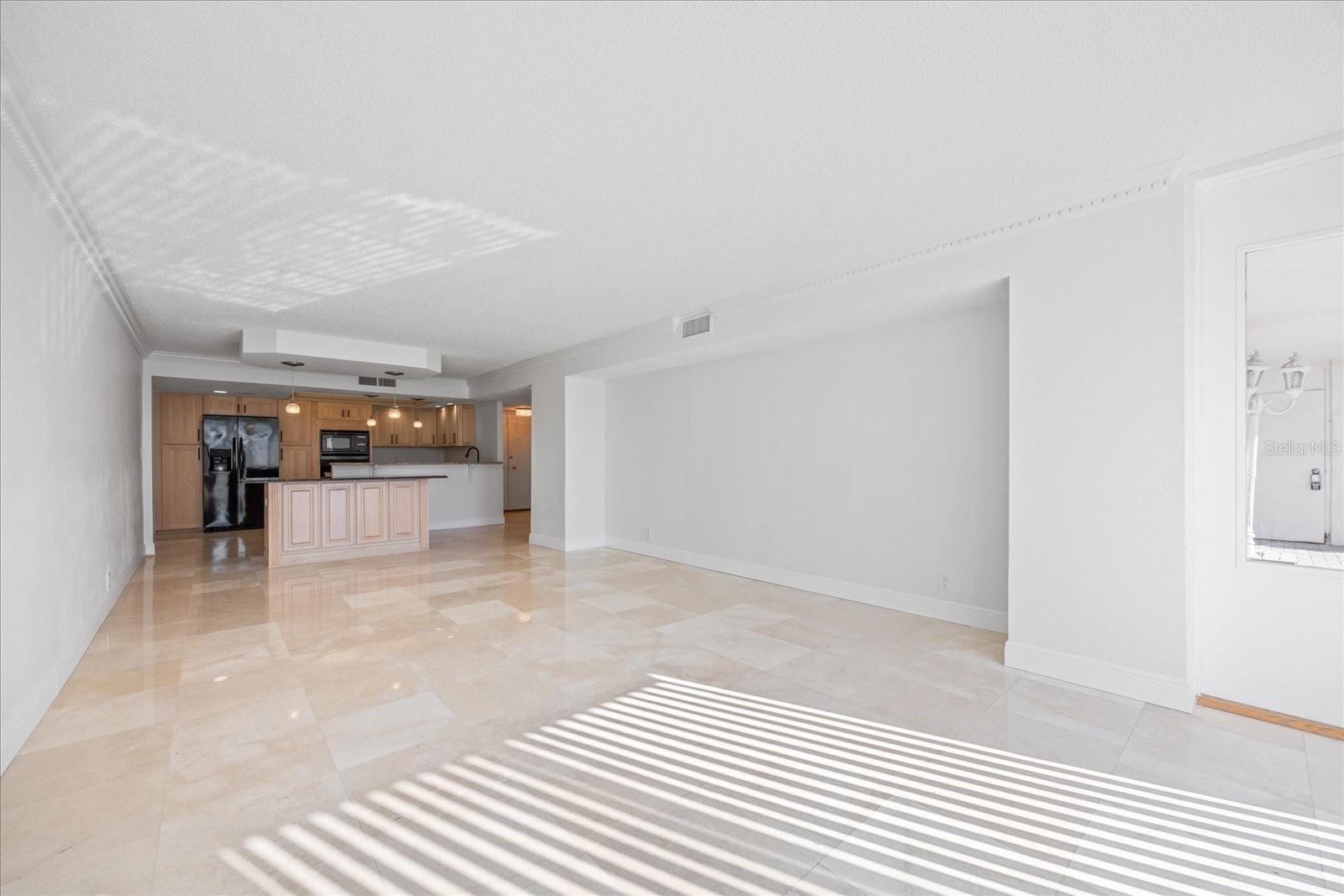 100 Oakmont Lane 101