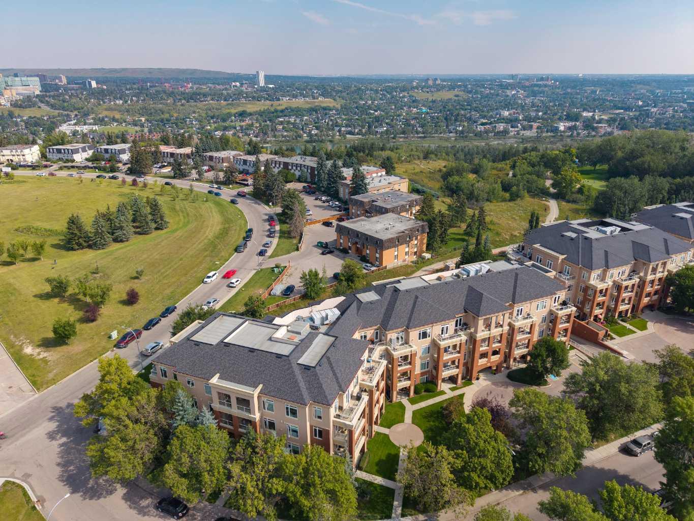 2 Hemlock Crescent SW 311, Calgary, AB 