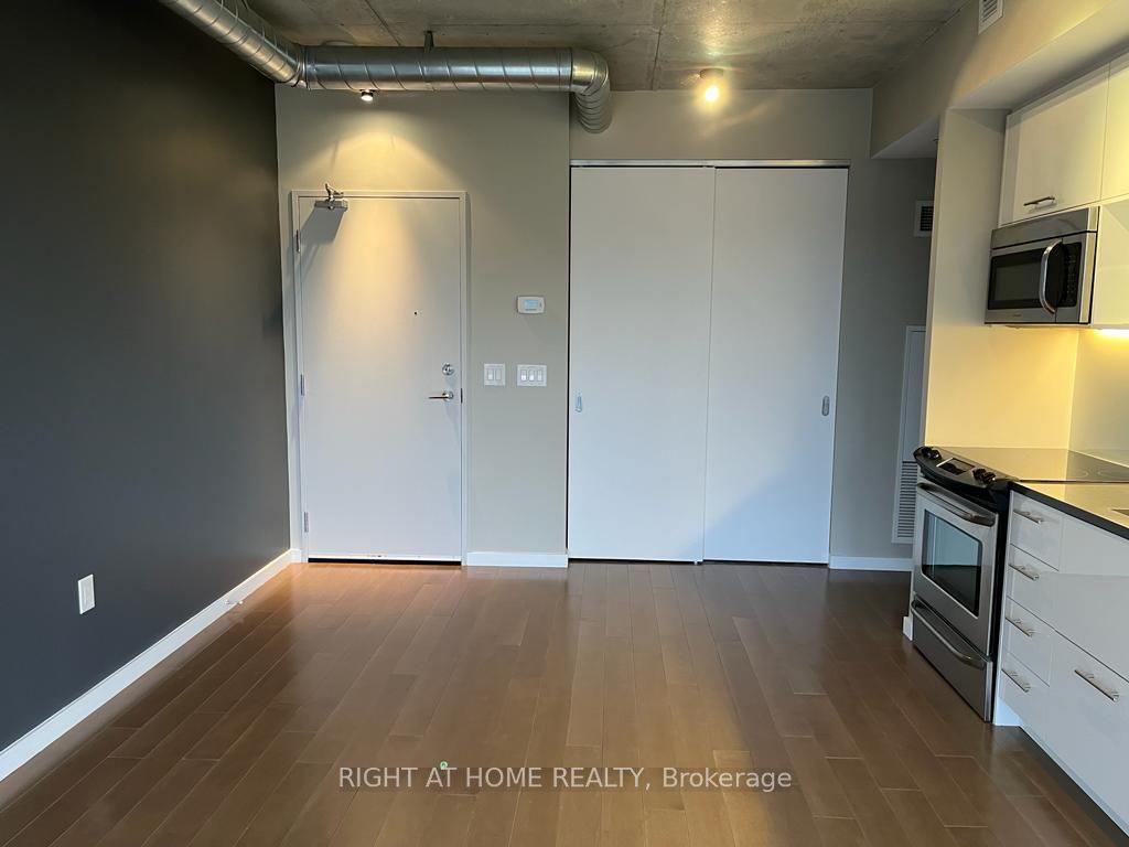 32 Trolley Cres 405
