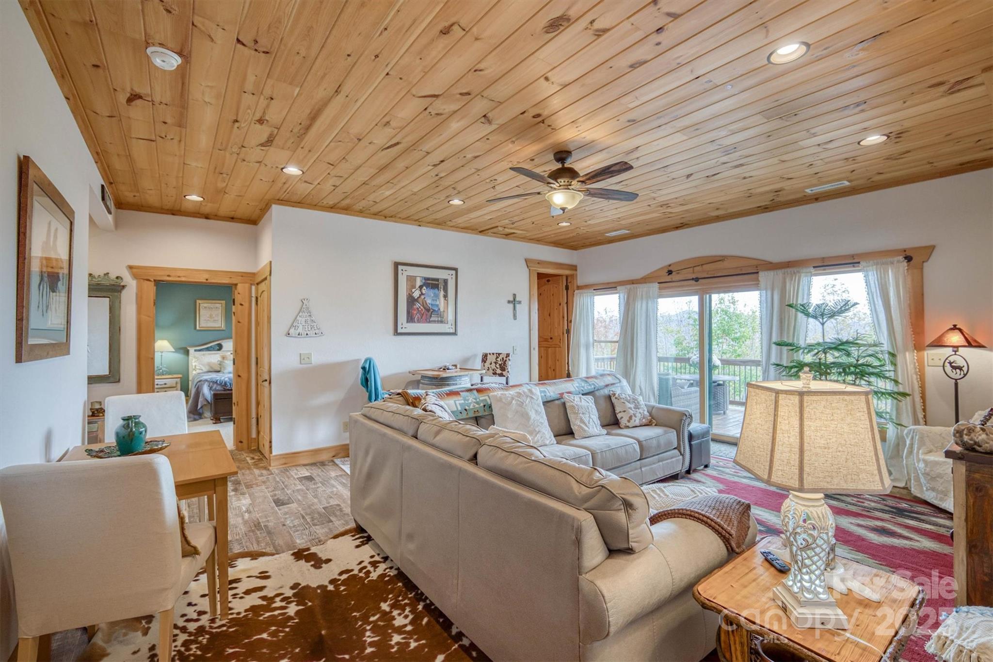 72 Valley View Trail