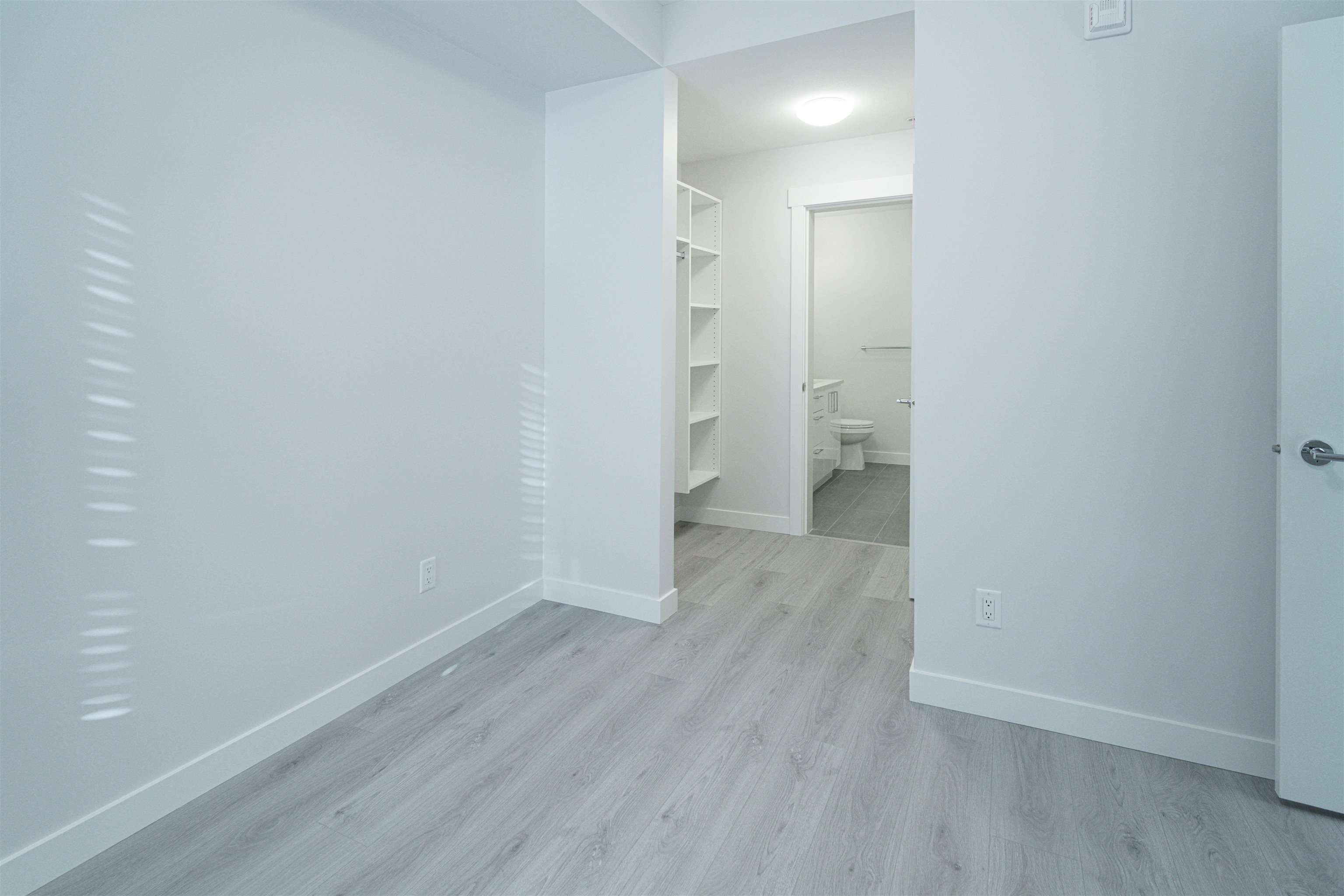 32690 14th Avenue 225