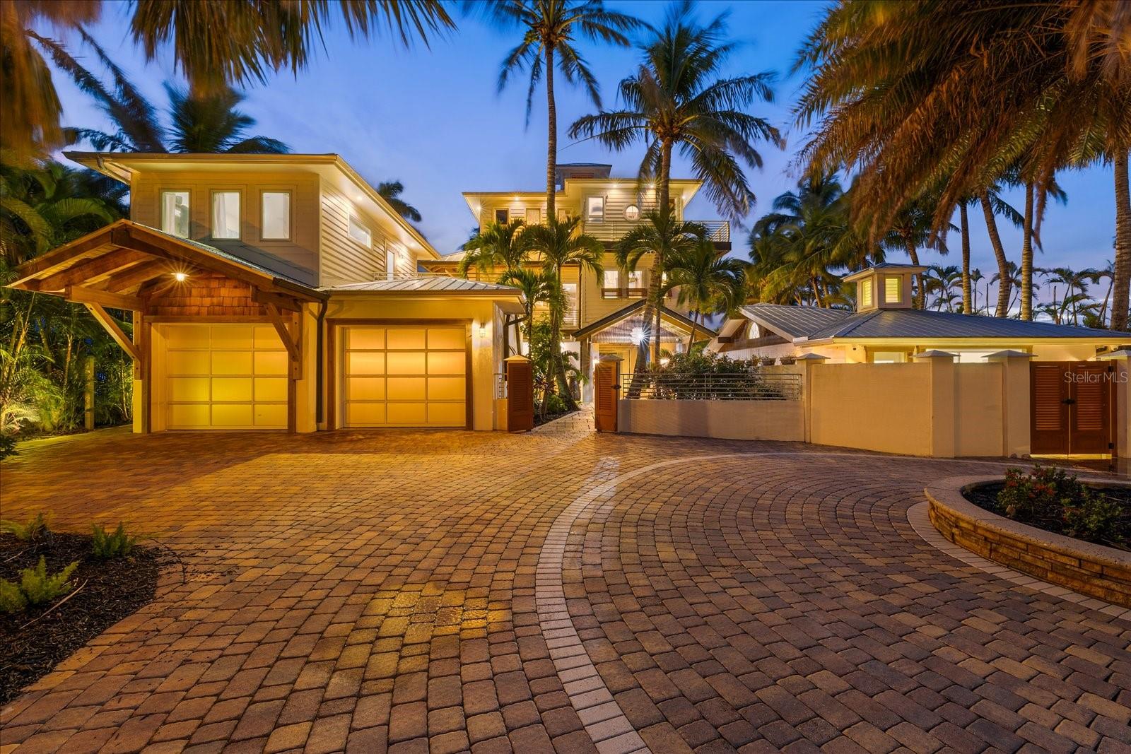 10216 46th Avenue W, Bradenton, FL