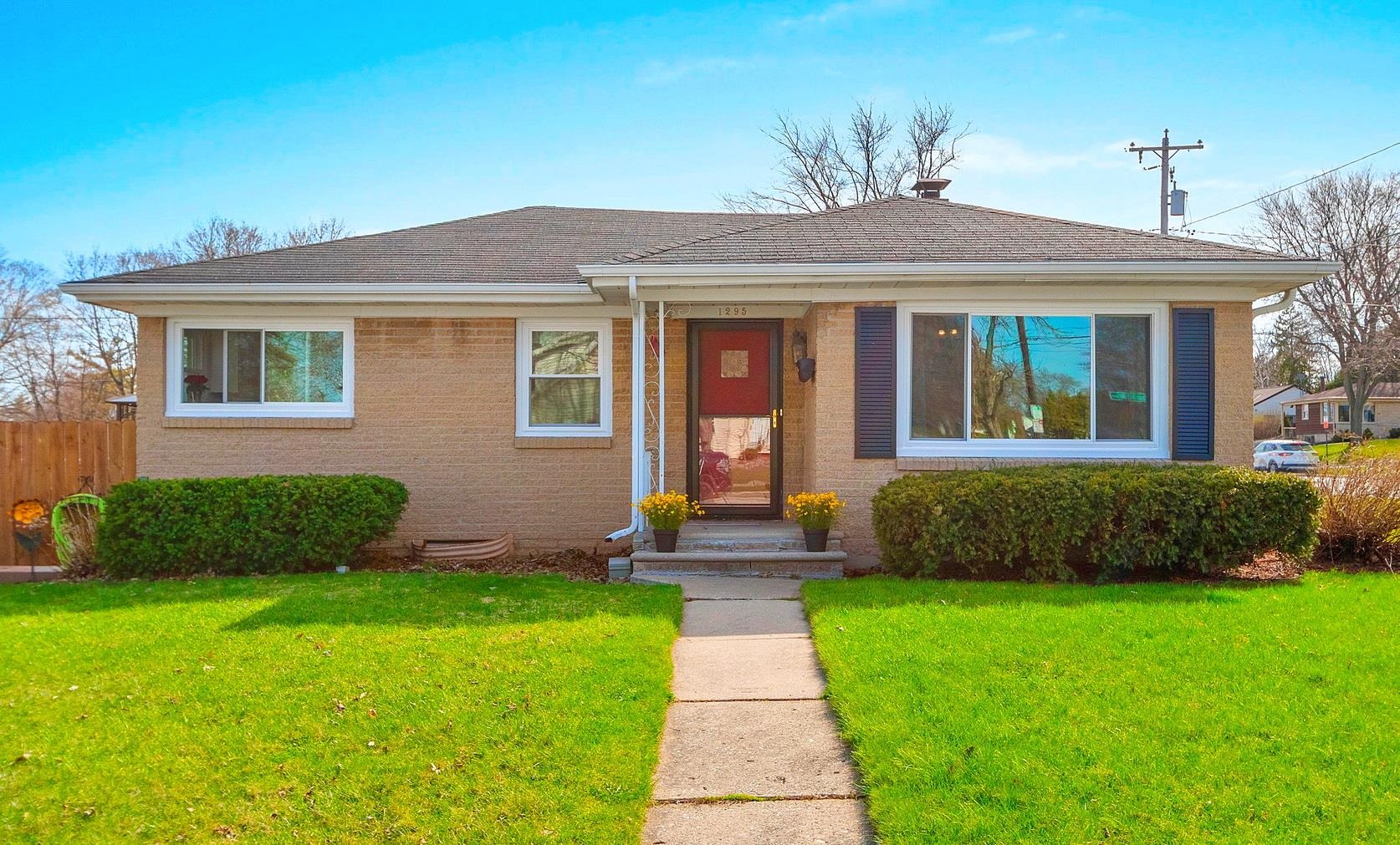 1295 Hickory Hill Drive