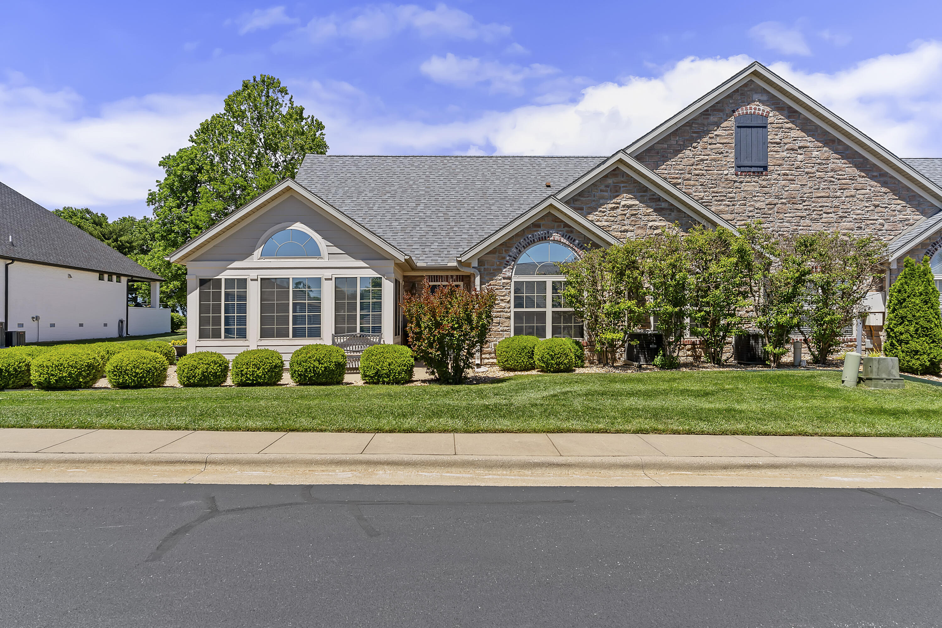 3810 E Cherry Street 104