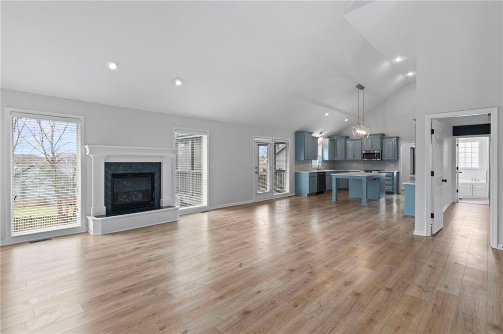 9212 N Garfield Avenue