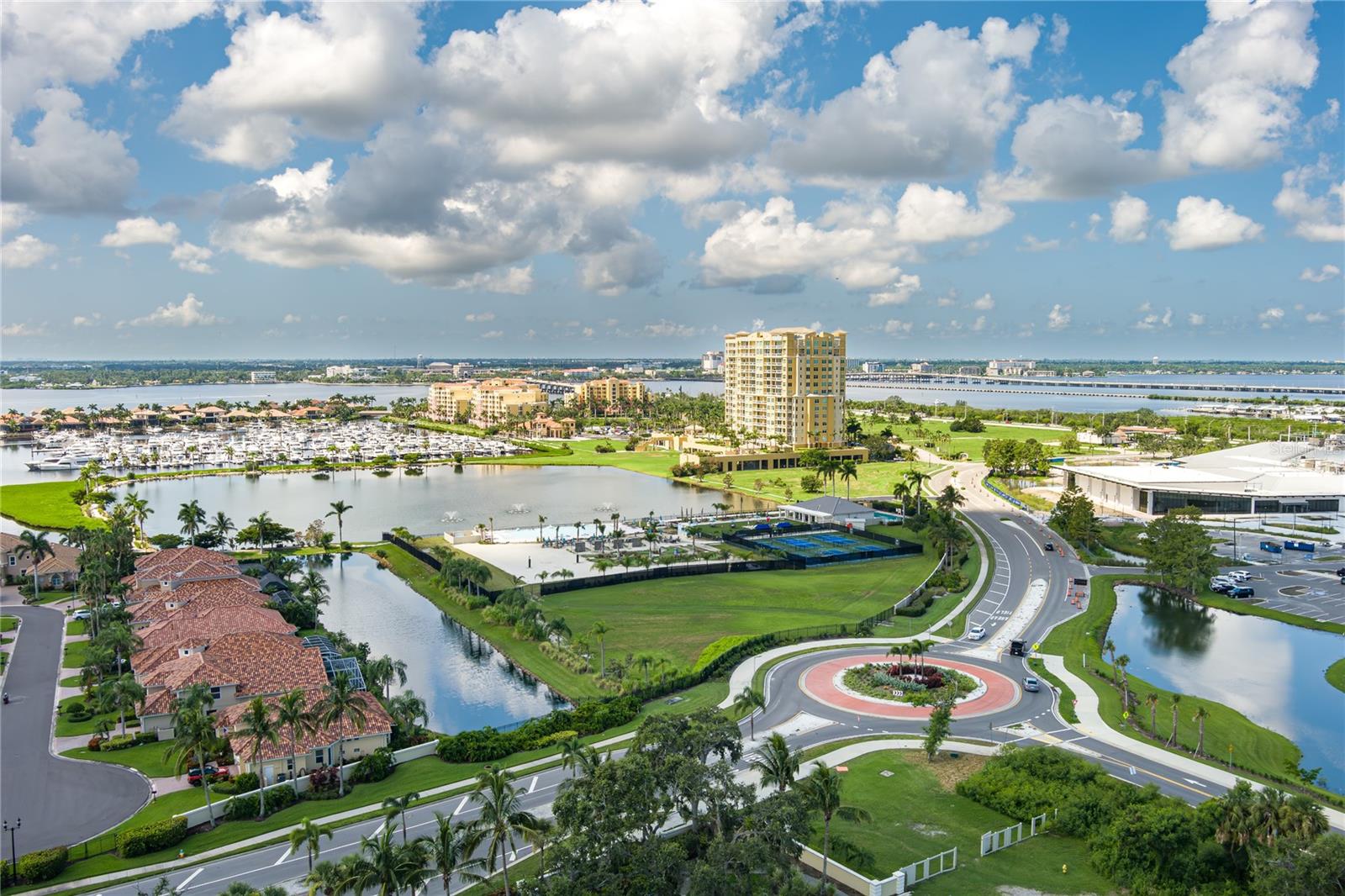 501 Haben Boulevard 605