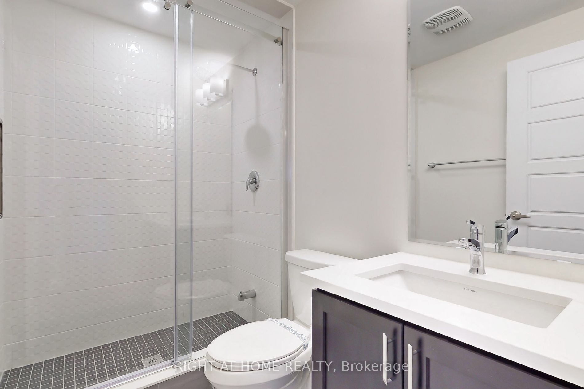 106 E Settlers Road Rd