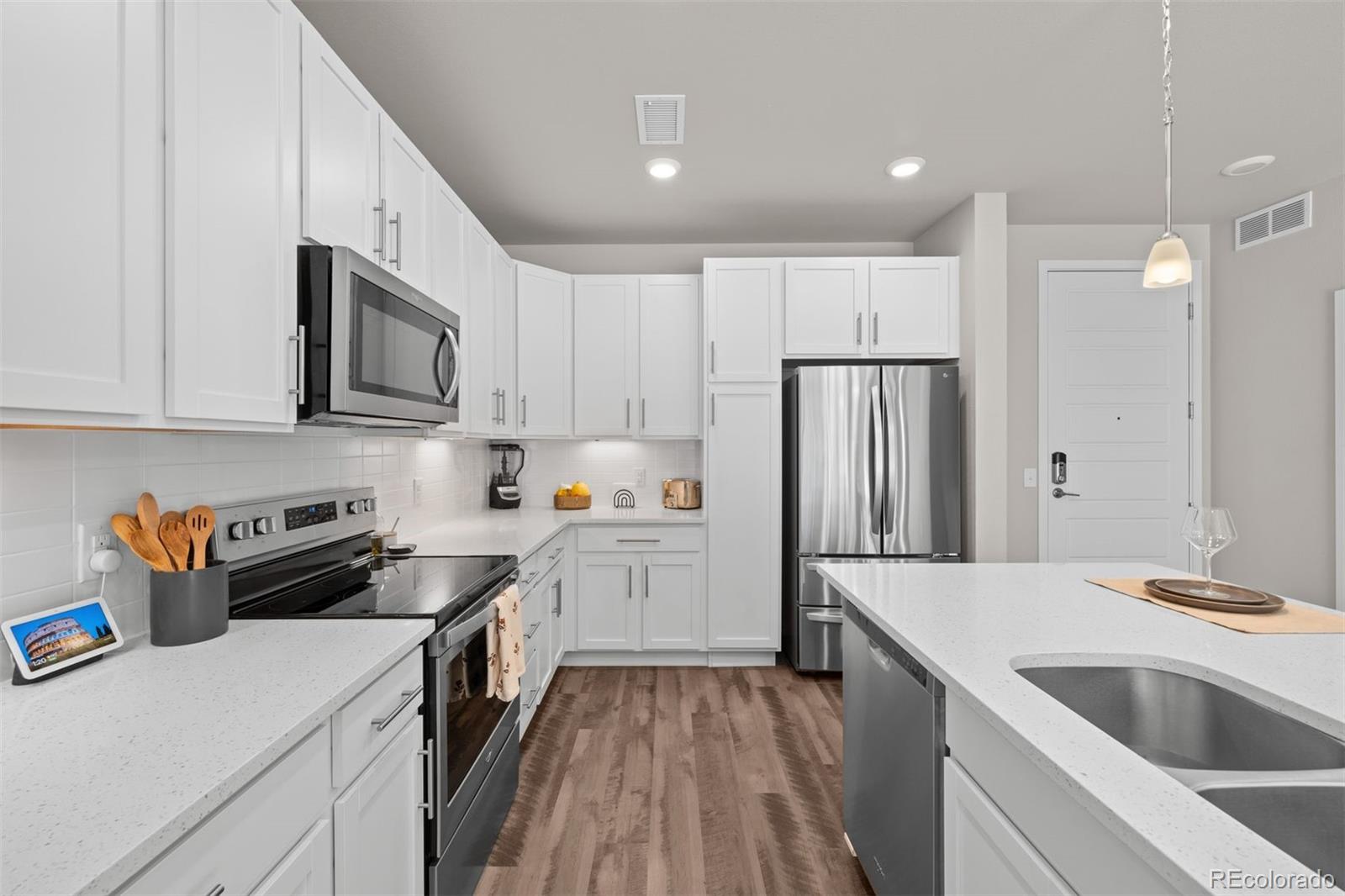 400 E Fremont Place 204