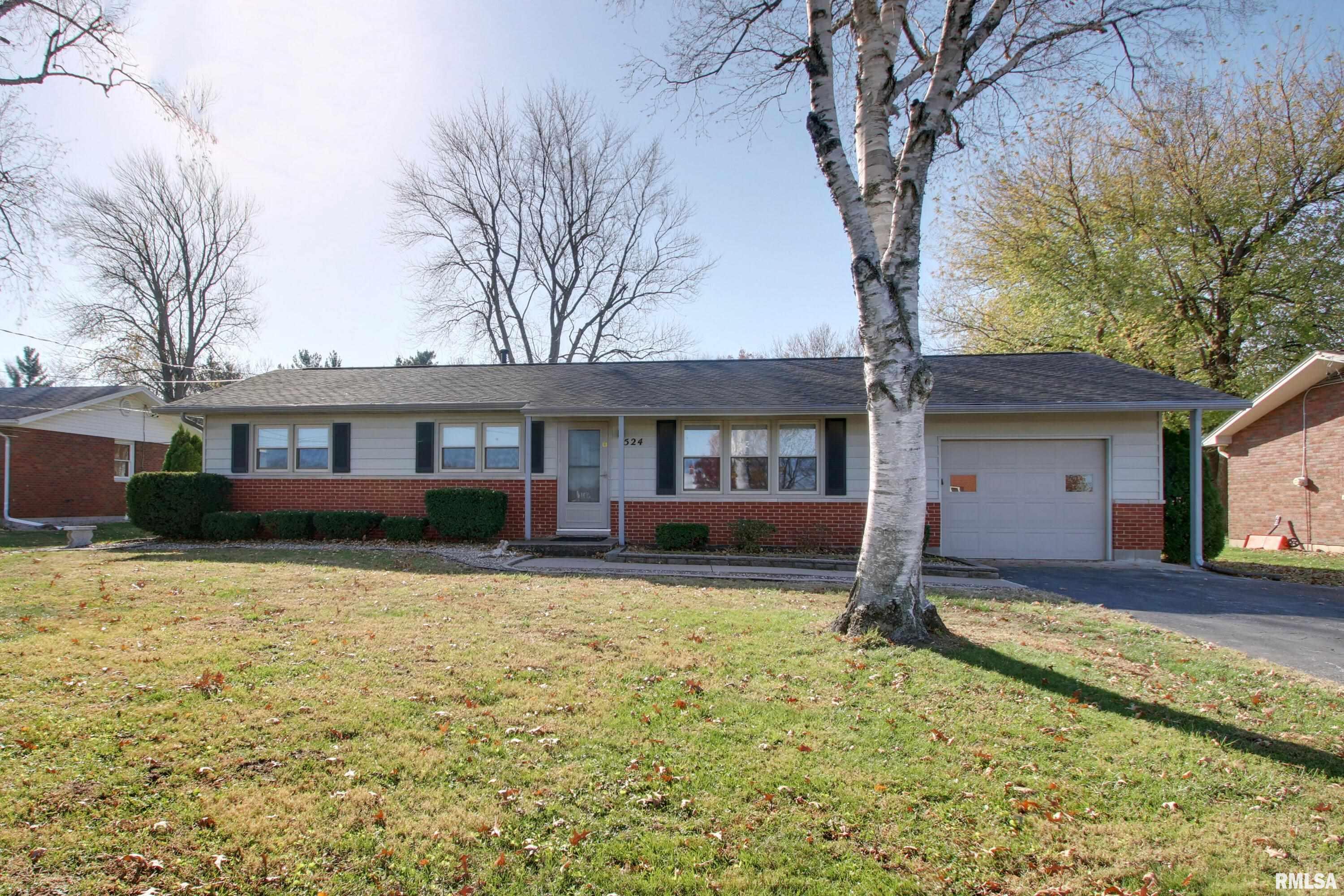 Happel Inc. Realtors Houses for sale in Quincy, Illinois Area