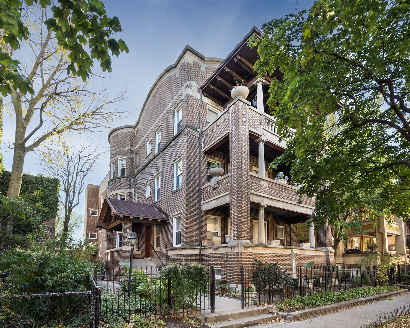 Imagine, calling this stunning , elegant, vintage 3 bedroom/2 bathroom condo located in an intimate 6 unit building your home. Nestled on a tree-lined, one-way street it is just a short walk from Lake MIchigan, Montrose Dog beach, Green Mill Lounge, Aragon Theatre, and the Riviera. Walk into the open foyer and a spacious living room abundant in natural light. Step into a large treetop terrace perfect for entertaining and alfresco dining with your friends and family. Huge formal dining room is adjacent to functional eat-in kitchen. Massive primary bedroom suite includes pristine, highly upgraded bathroom, walk in closet and convenient laundry closet. Two more bedrooms and a second full bathroom are located off the foyer and living room. Both bathrooms were recently completely redone. A private storage room of 140 square feet in the basement could be used as a craft room, art studio, or office. One assigned outdoor parking space in the back of the building is included in price. Convenient location whether you rely on driving (Lake Shore Dr ) or CTA transportation.