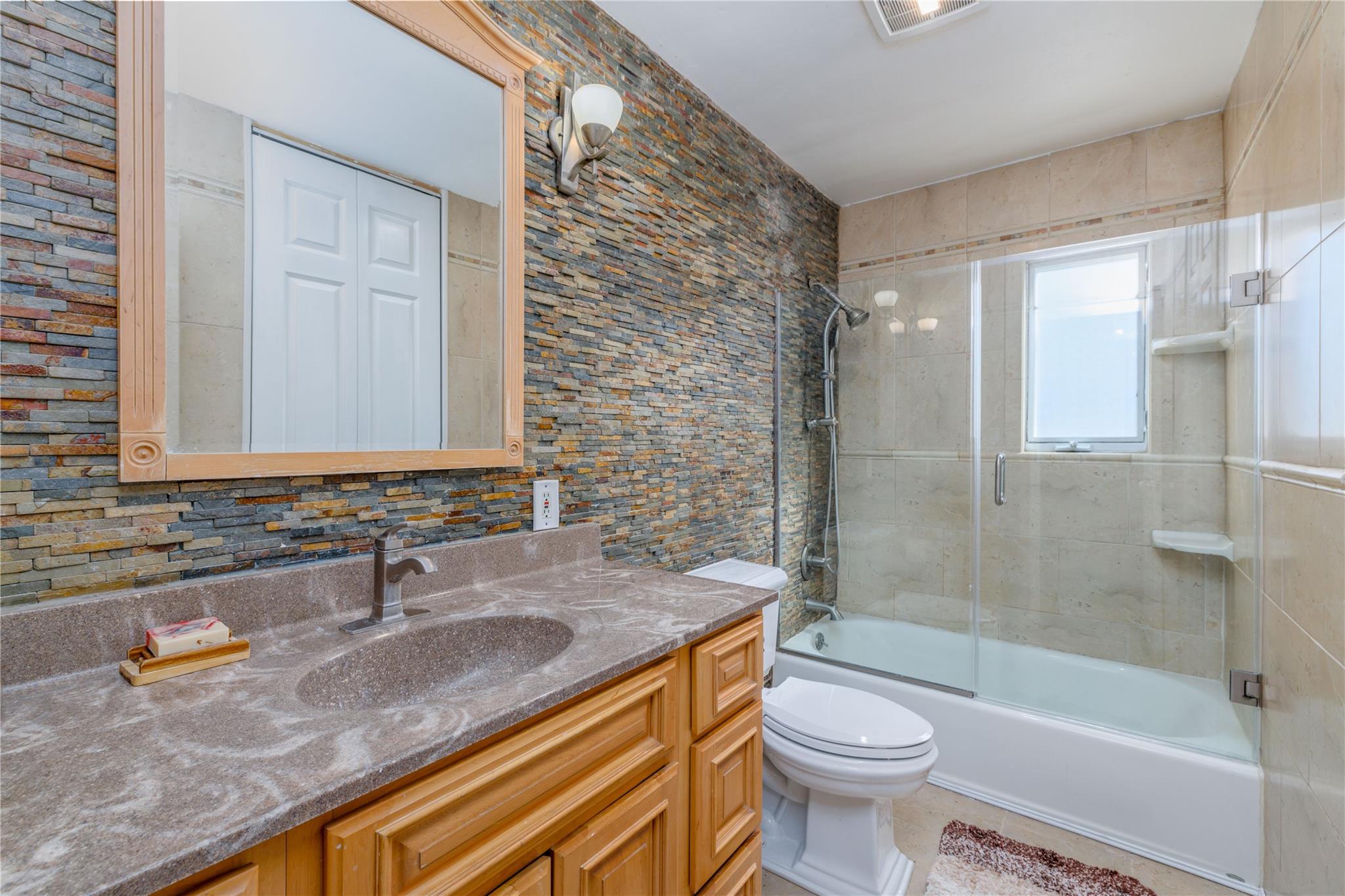 3706 Regent Lane