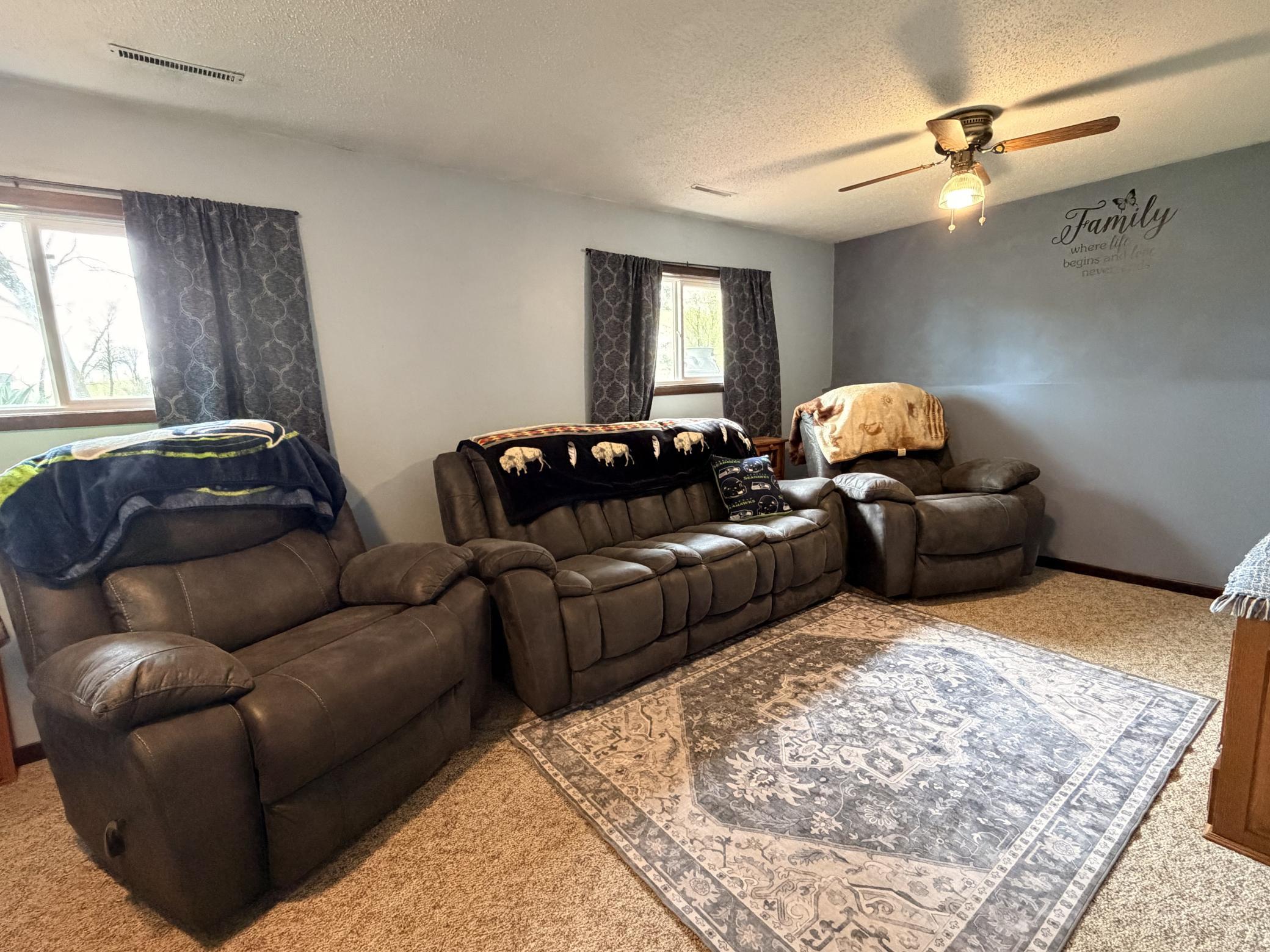 1710 River Road