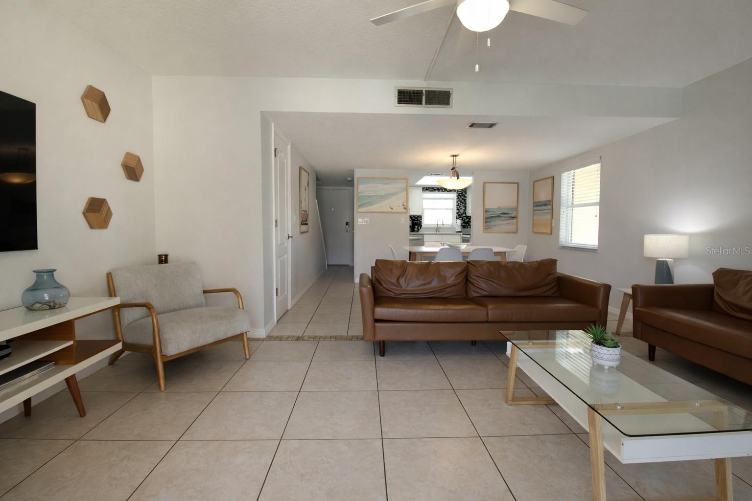 5200 Ocean Beach Boulevard 213