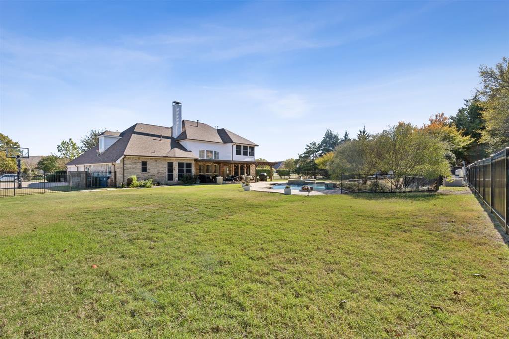 5801 Hathaway Drive