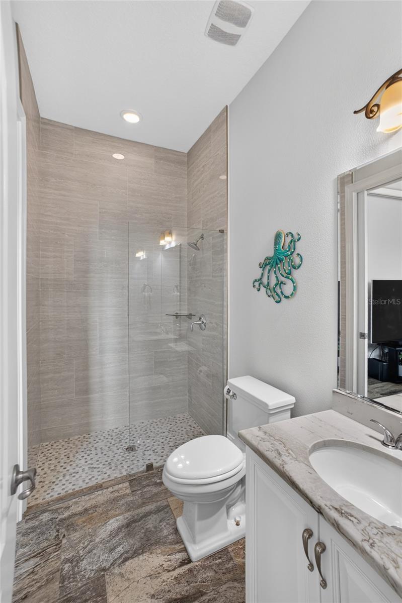 6 Ocean Ridge Boulevard N