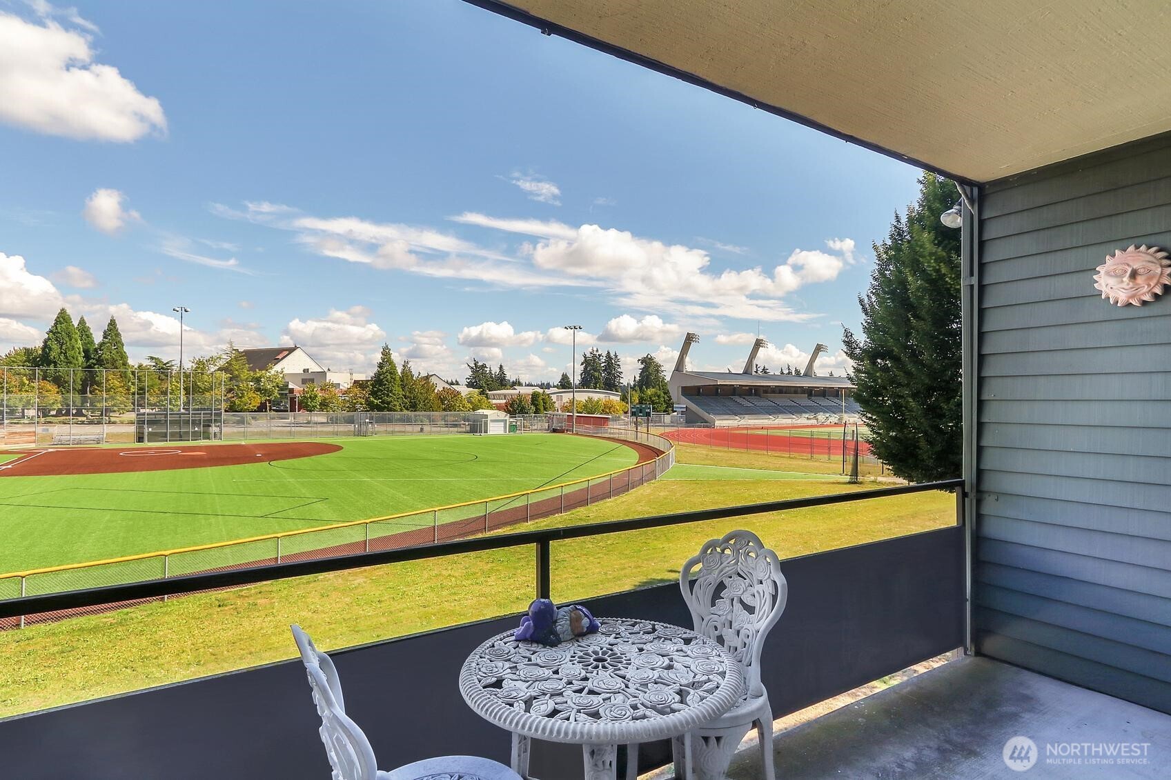 Motivated Seller! Brand-NEW carpets were installed as of July 1, 2025. Charming 1 bedroom 1 bath Condo in Edmonds! Kitchen, Living and Dining room face East w/nice size covered balcony overlooking Edmonds Woodway sports field. Freshly painted interior and new appliances! Large primary double closets, supplemented by an additional exterior storage locker. Superb proximity to Yost pool, Edmonds waterfront Beaches, Parks, Restaurants, Shopping and amenities. Convenient Transit Bus stop outside complex; easy access to Interstates. Recent HOA updates include: New roof and plumbing throughout entire building. Secured entry with one assigned parking space. Great rental investment opportunity.