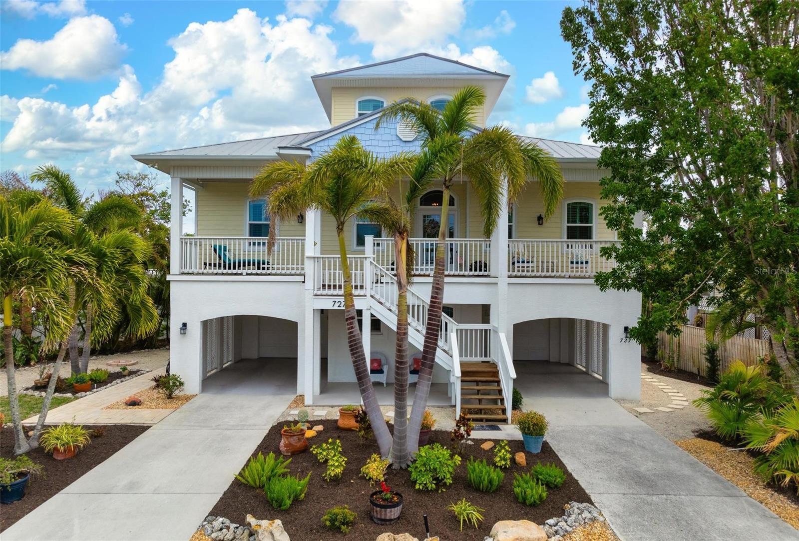 727 Holly Road