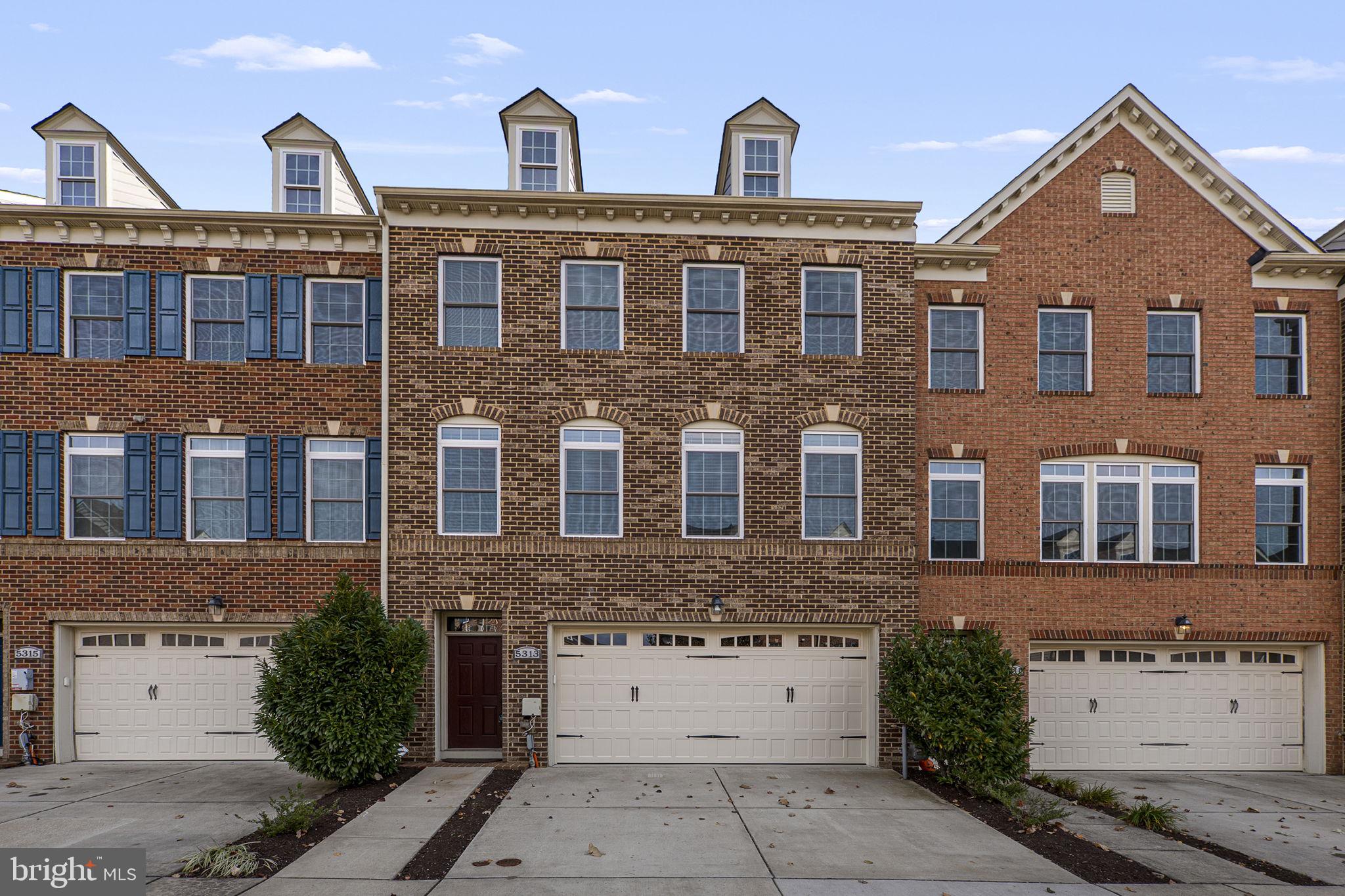 5313 Stream Bank Lane