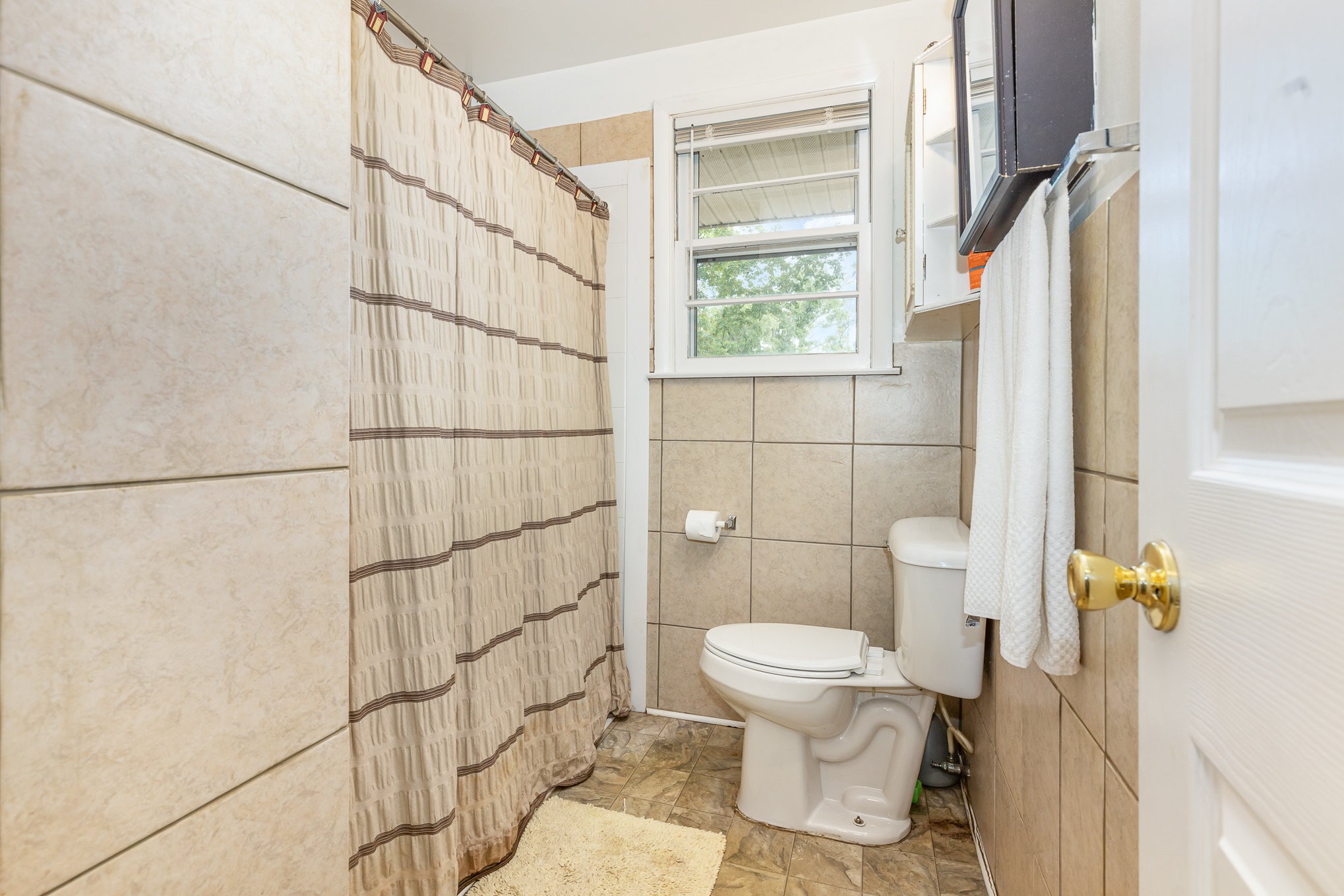 1803 Atlas St