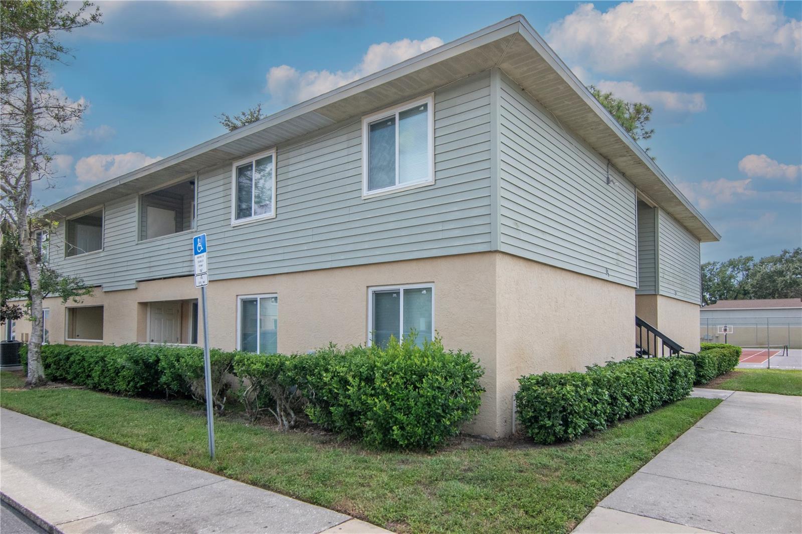 Welcome to this beautifully maintained 2-bedroom, 2-bathroom home in a highly sought-after gated community in Brandon, FL. Offering the perfect blend of comfort and convenience, this residence is surrounded by exceptional amenities designed for an active and enjoyable lifestyle.Stay fit in the well-appointed fitness center, unwind at the community playground, or enjoy friendly competition on the basketball, tennis, and pickleball courts. The community also features two sparkling resort-style pools, perfect for relaxing or cooling off on sunny Florida days.