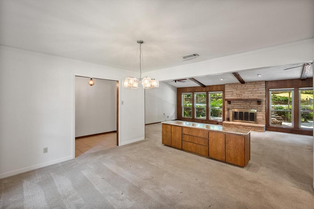 2216 Shadywood Court