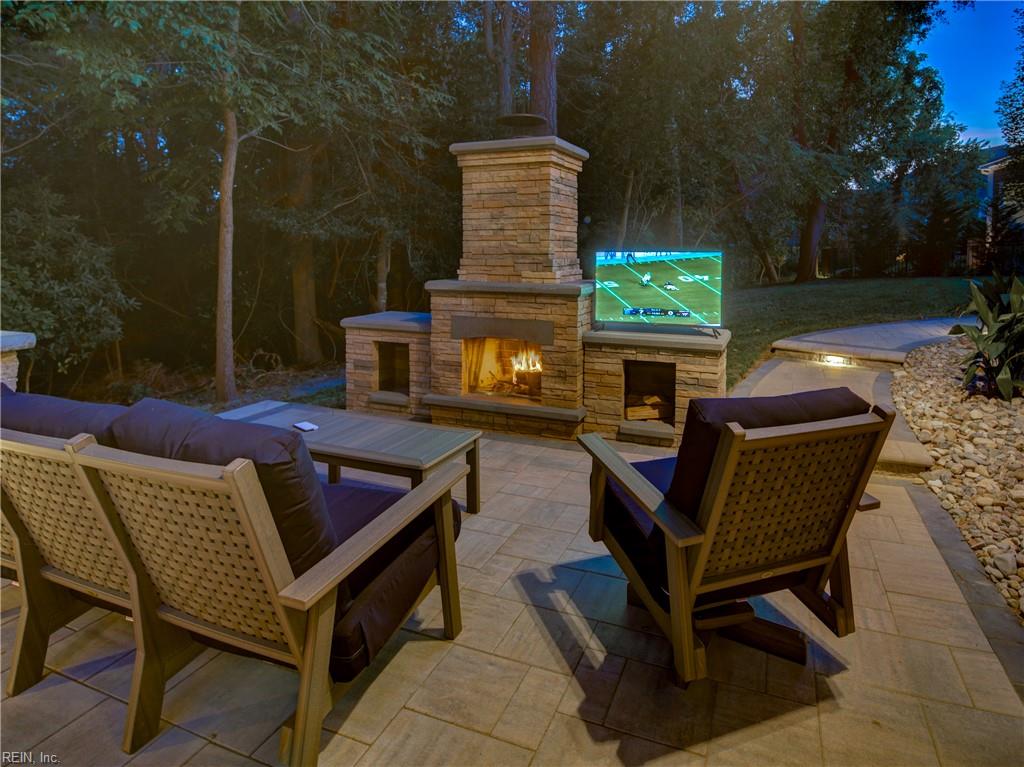 113 Commanders Cove