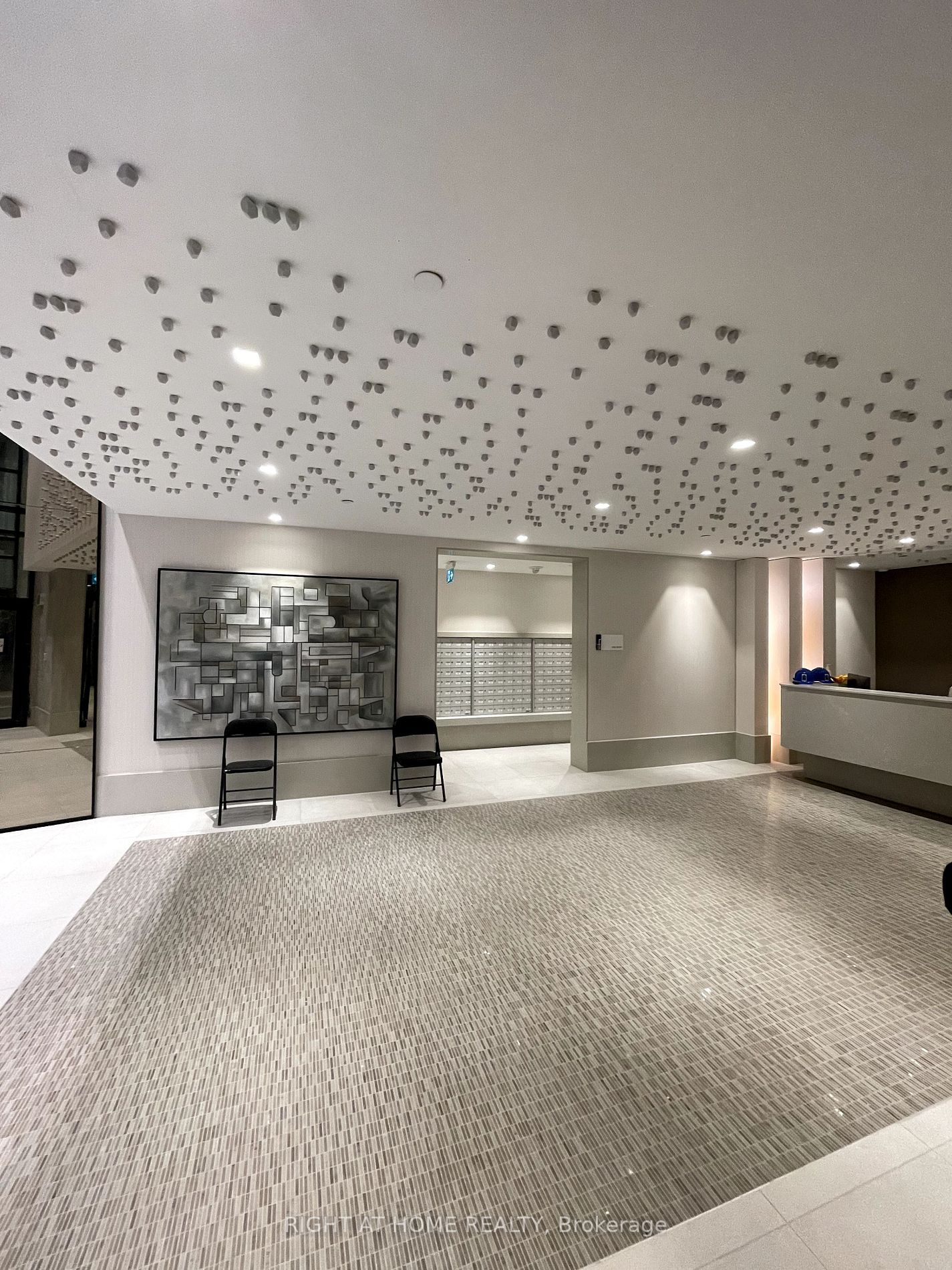 2020 Bathurst St 316