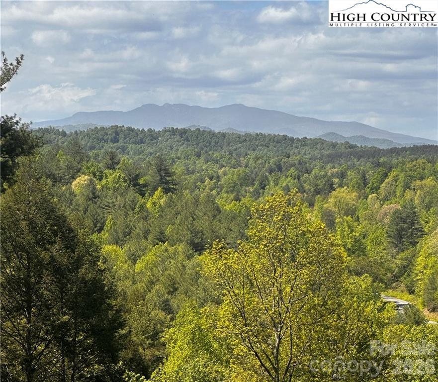 2070 Thoroughbred Way G18