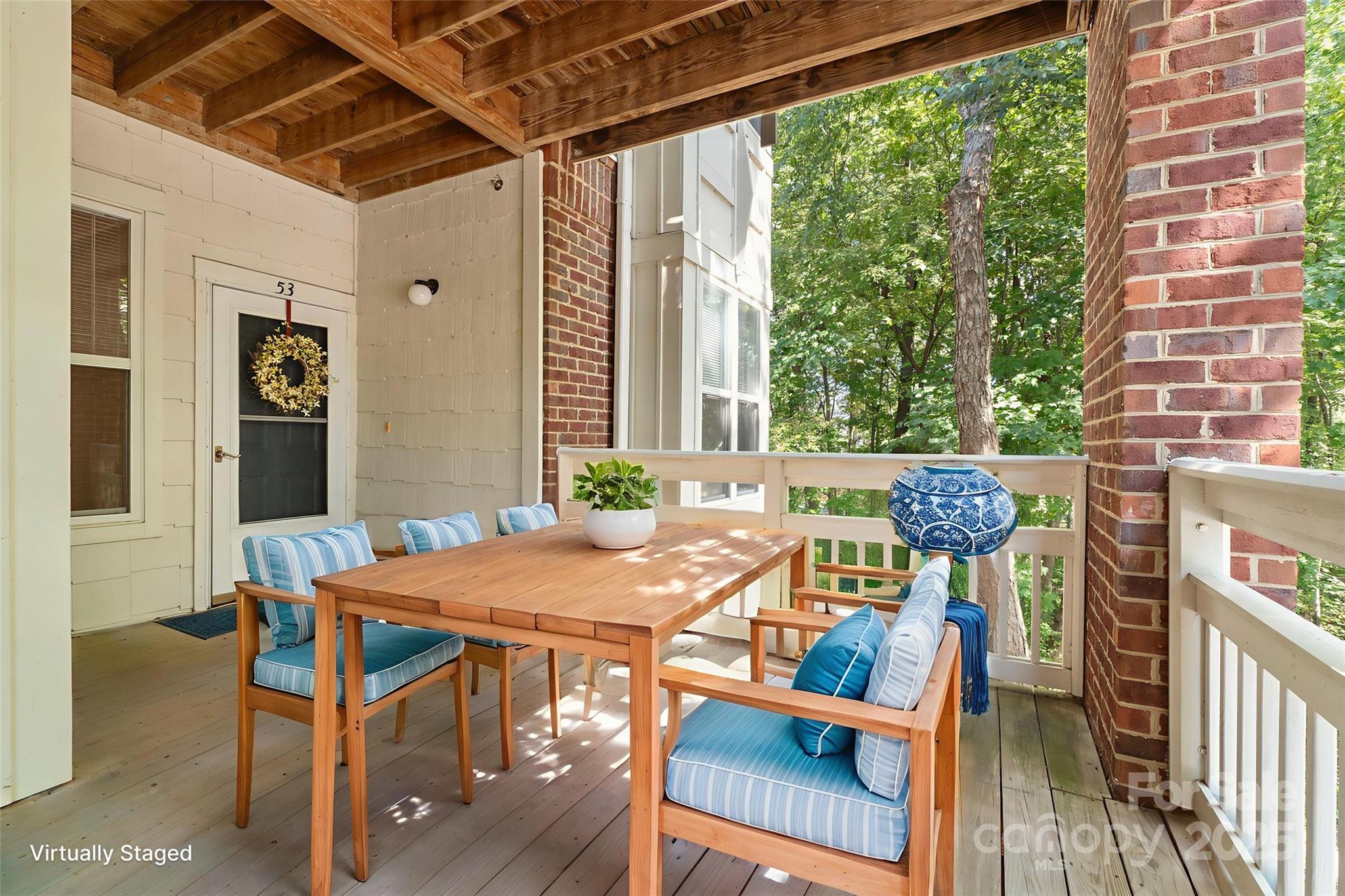 714 Northeast Drive 53