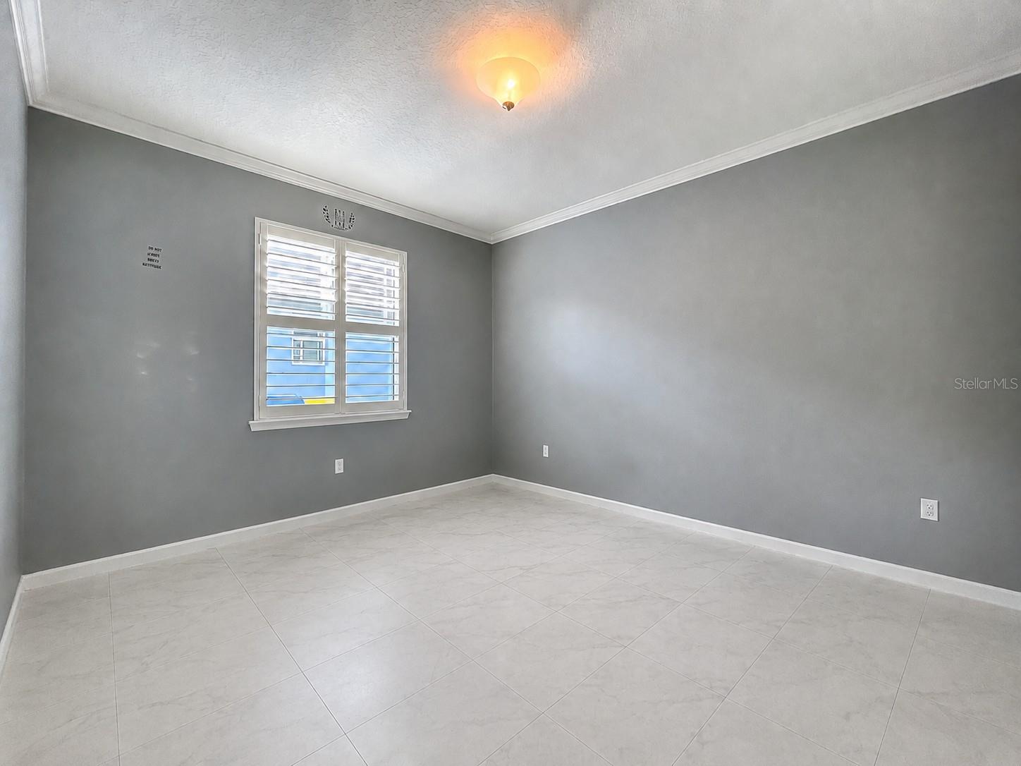 295 Northcote Court