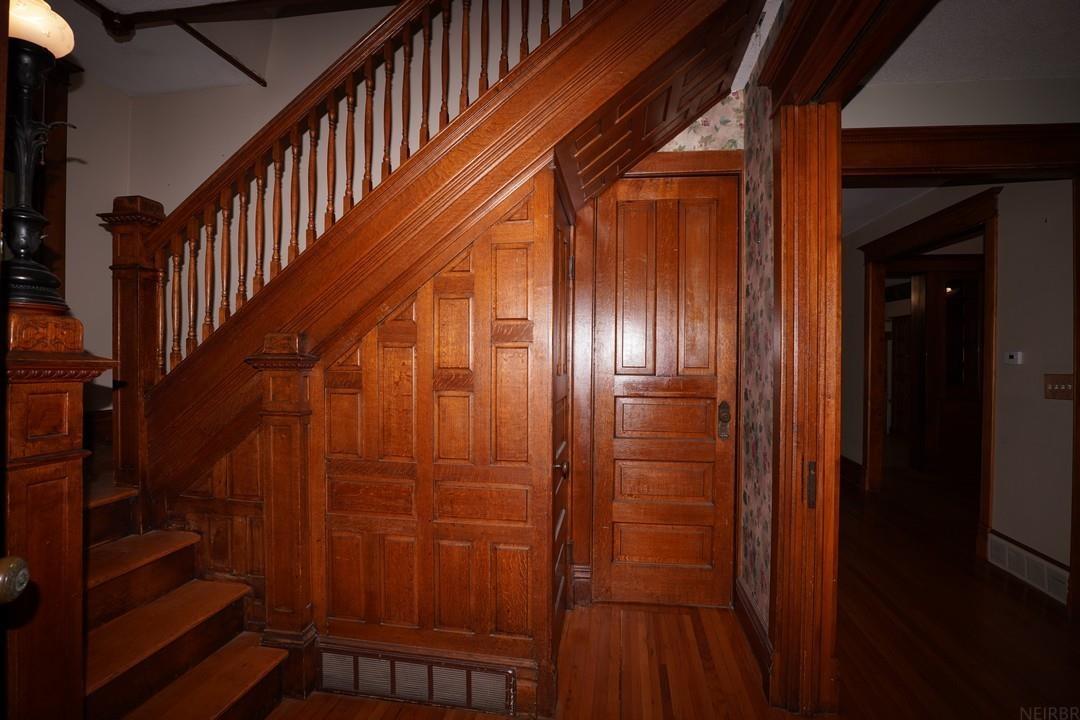 406 Ferguson Street