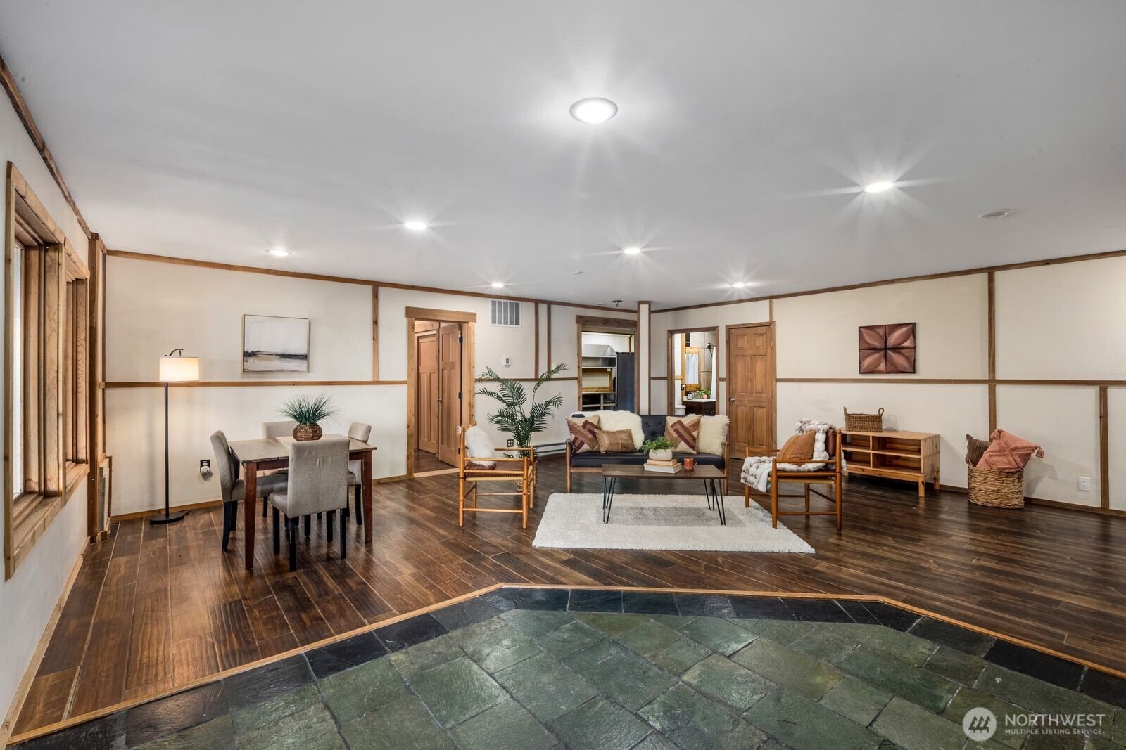 110 Groves Way