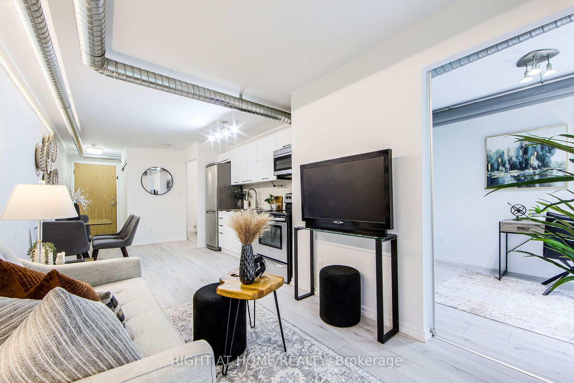 170 SUDBURY St 208