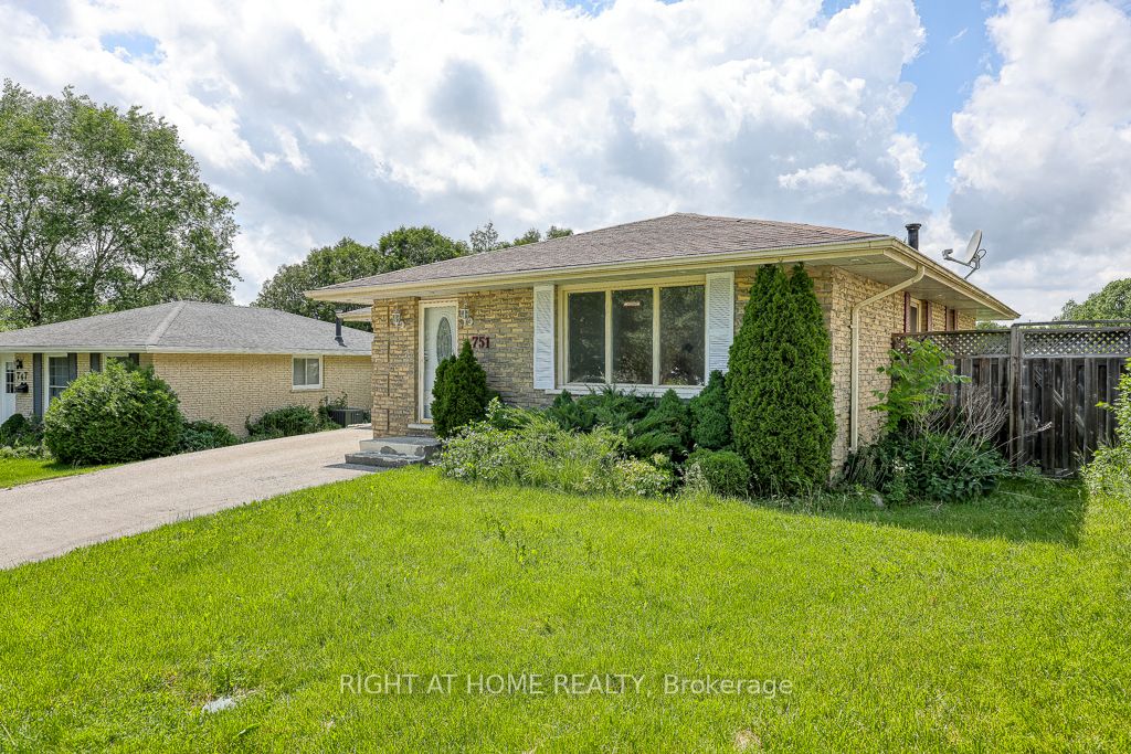 751 BOYLE Dr