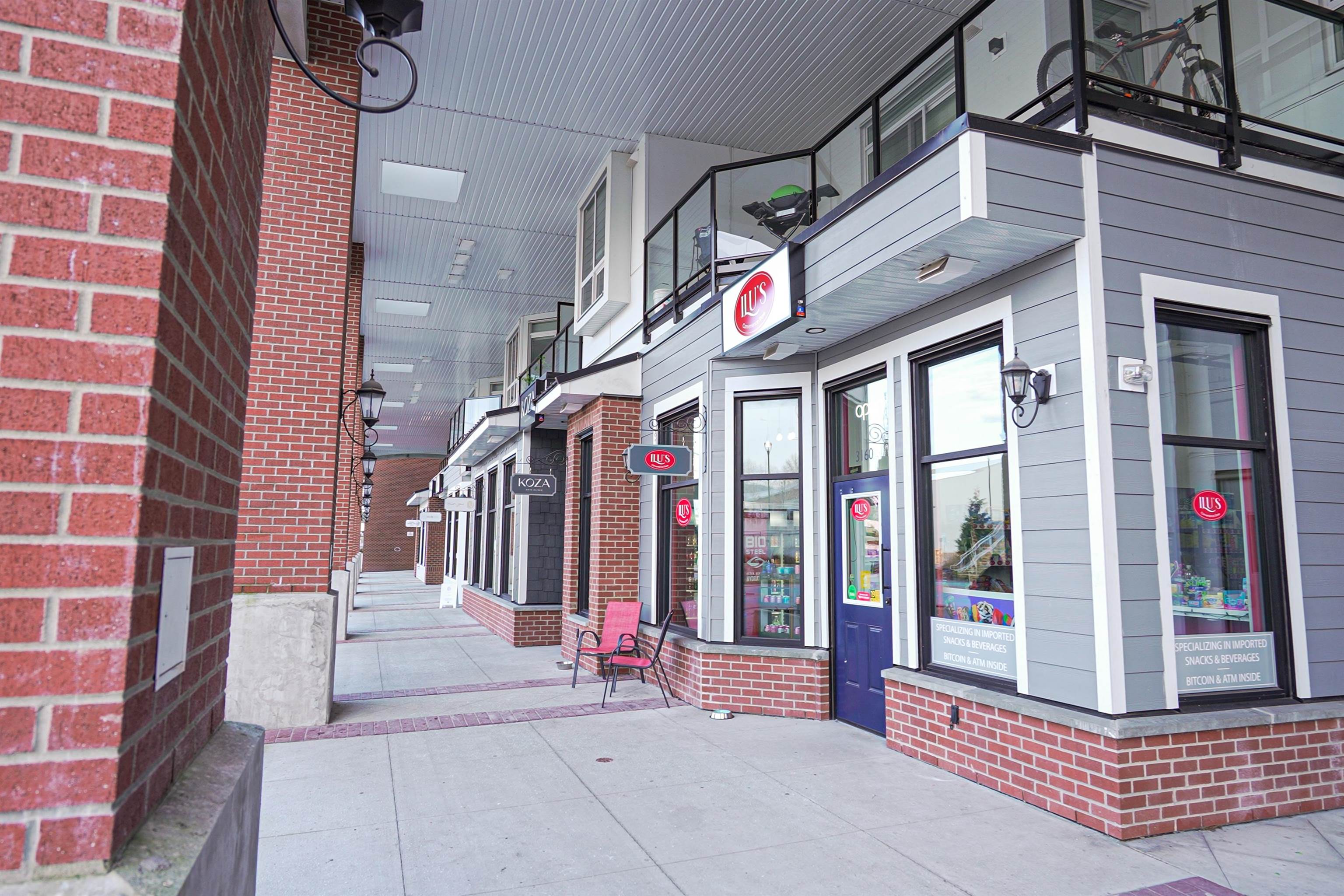 2180 Kelly Avenue 4615