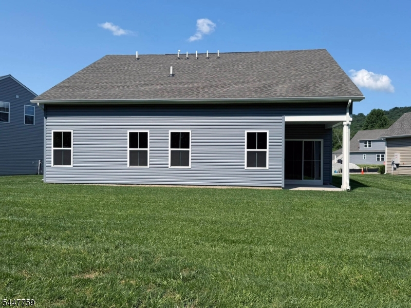 40 Thomas Knoll Blvd — photo 5 of 30
