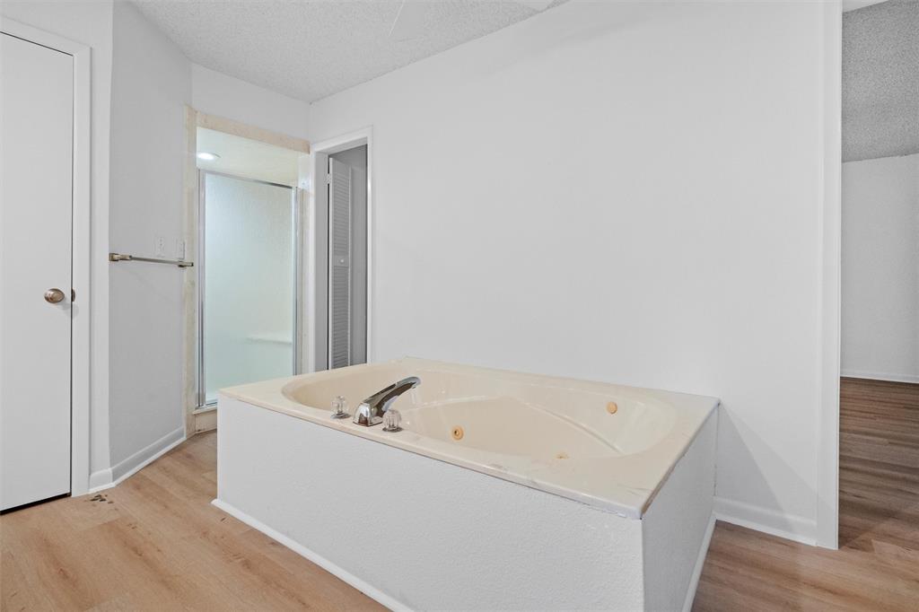 12012 Quail Run Road