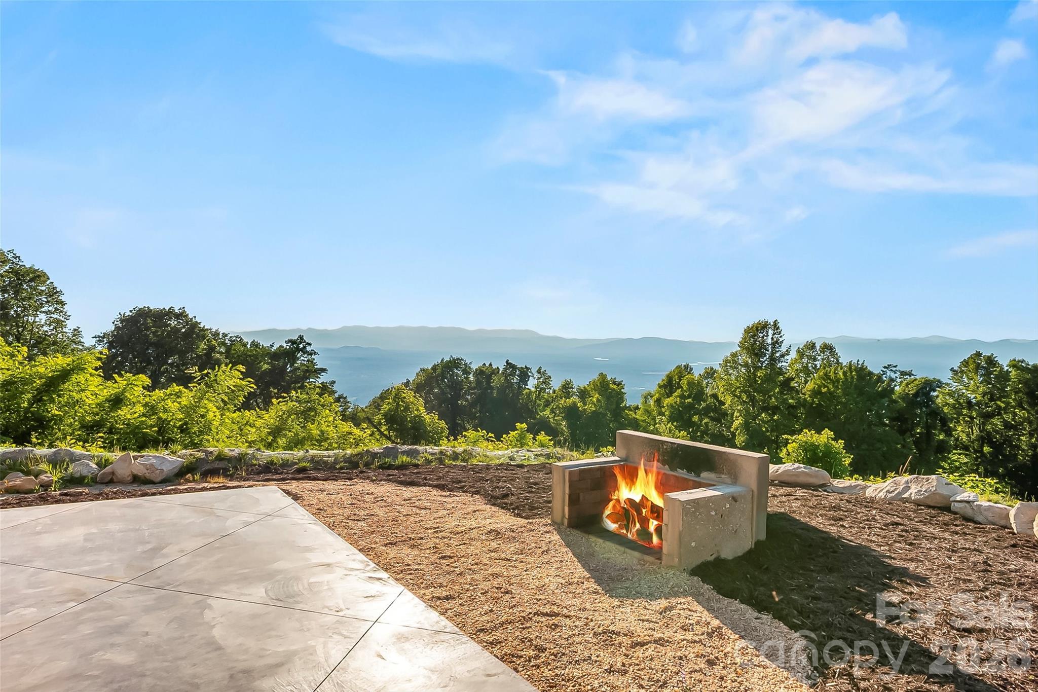 6718 Walkertop Mountain Heights Drive