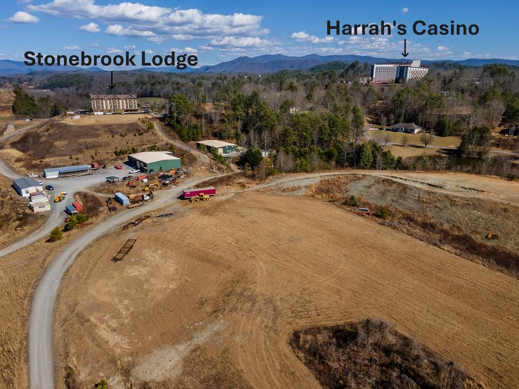 This prime 30.70 acre commercial property is an excellent opportunity for investors seeking high-visibility and strategic access. Located with direct access to Casino Parkway, the property is less than a minute from the Casino, offering unparalleled convenience for those looking to travel to and from the casino without having to navigate the highway. The location is ideal for businesses looking to capitalize on the steady flow of traffic to and from the Casino, making it a valuable asset for commercial use. Don't miss out on this unique investment opportunity in a high-demand area.