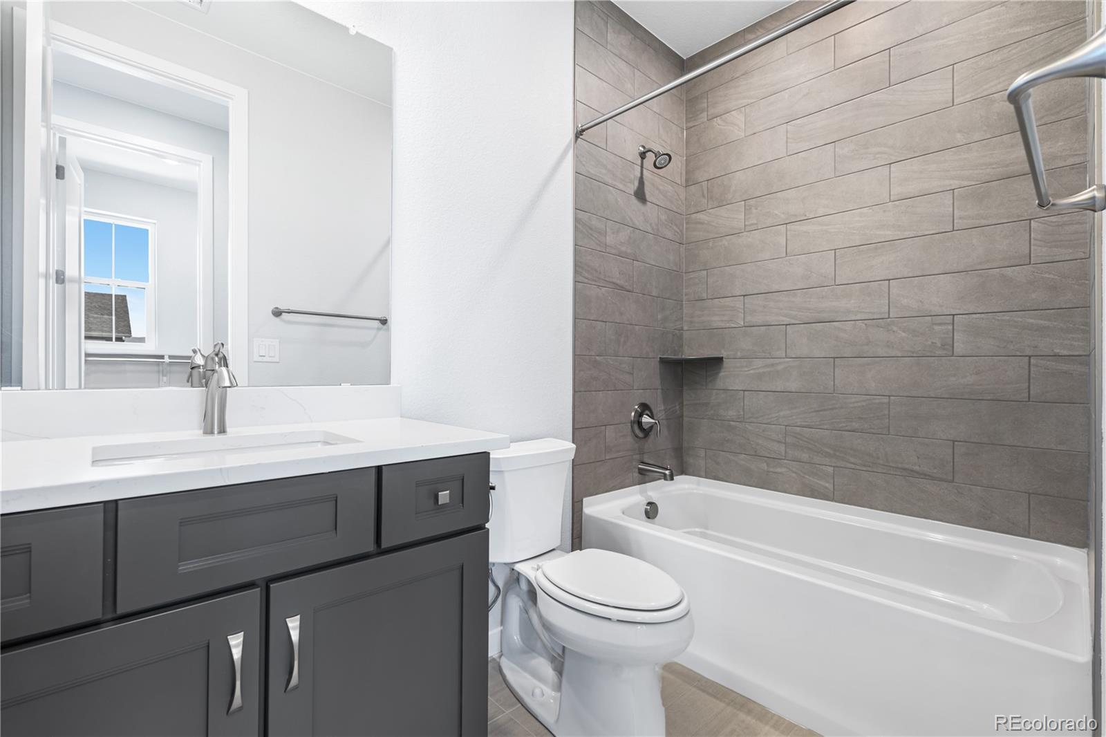 8858 Moonshimmer Trail