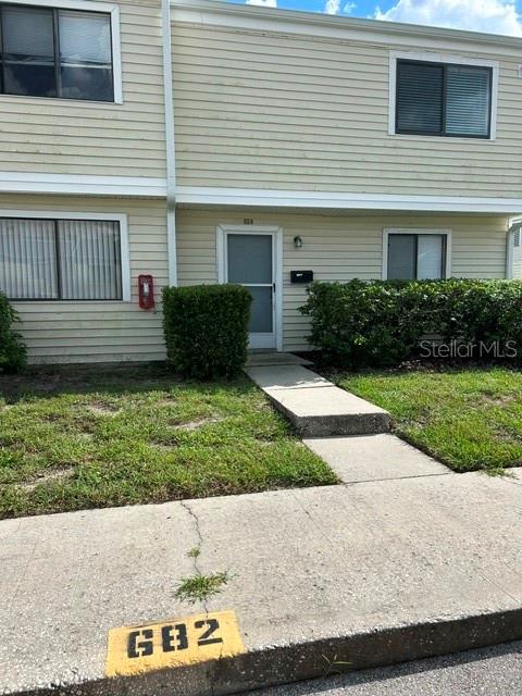 682 Leslie Court 682