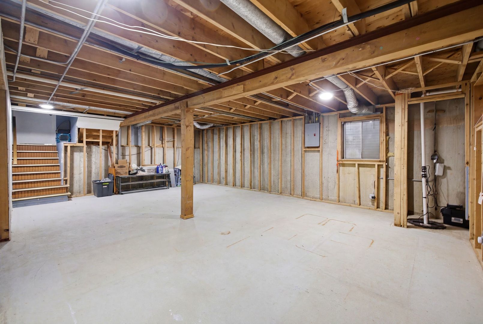 8612 Carriage Lane